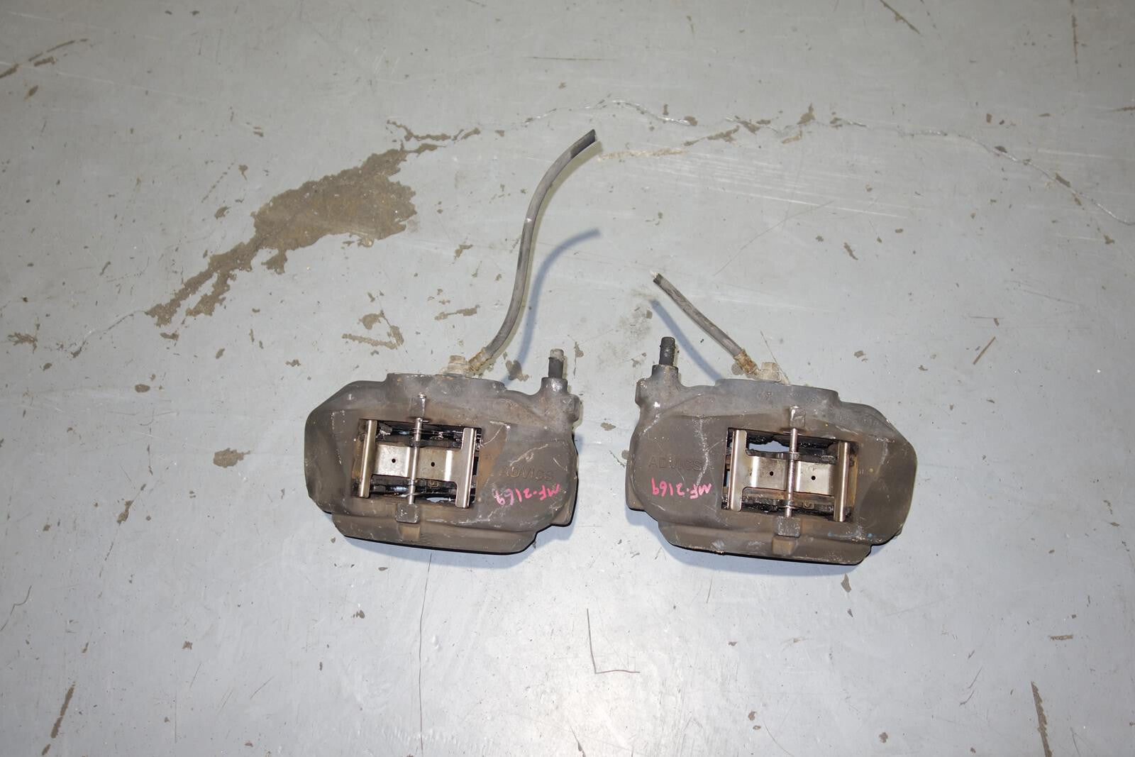 JDM Lexus 4 Pot Calipers GS350 GS430 GS460 IS350 IS250 SC430 2006-2011 Advics