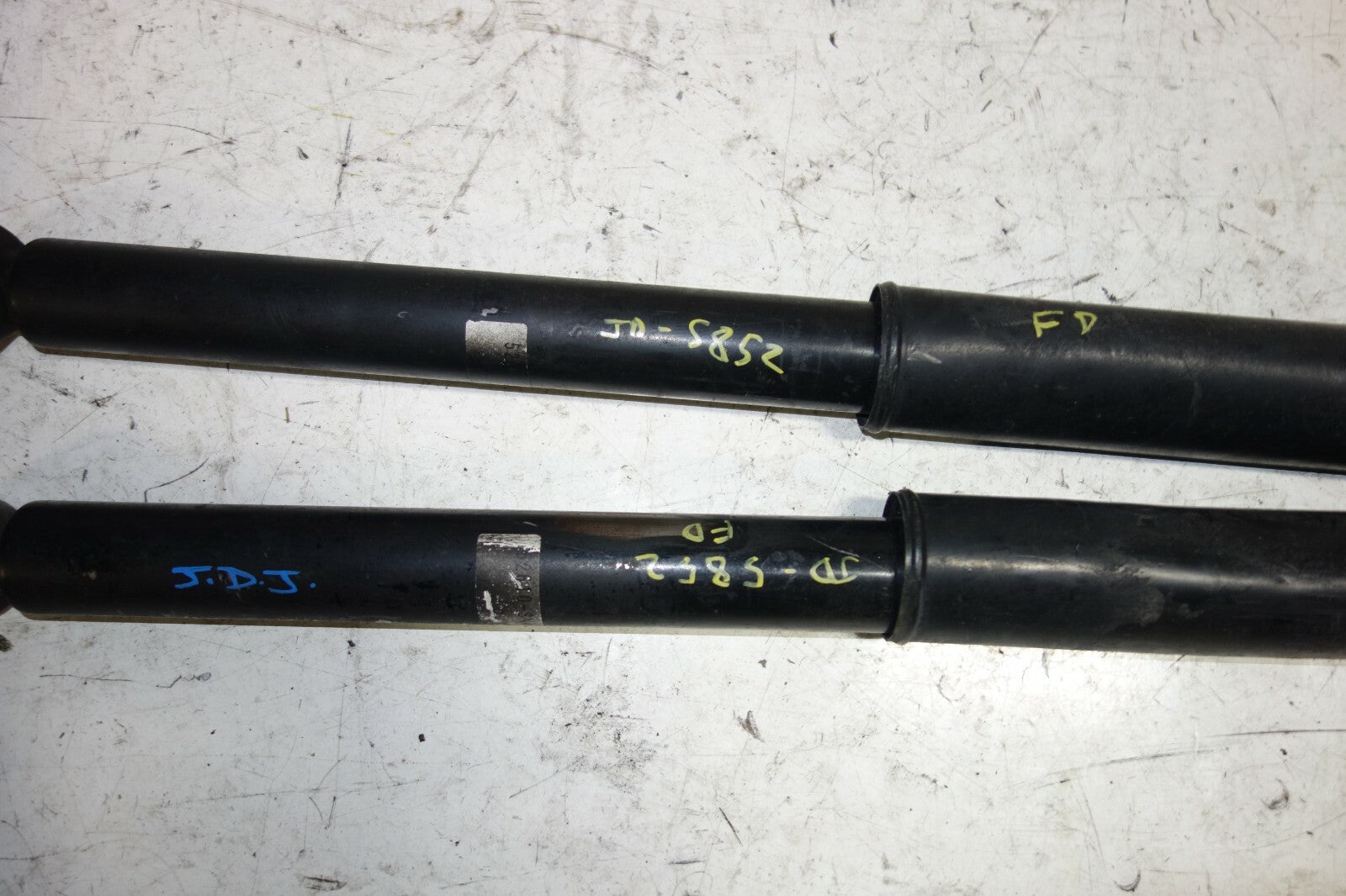 JDM Honda Civic FD1 Rear Strut / Shocks 2006 2007 2008 2009 2010 2011 Pair