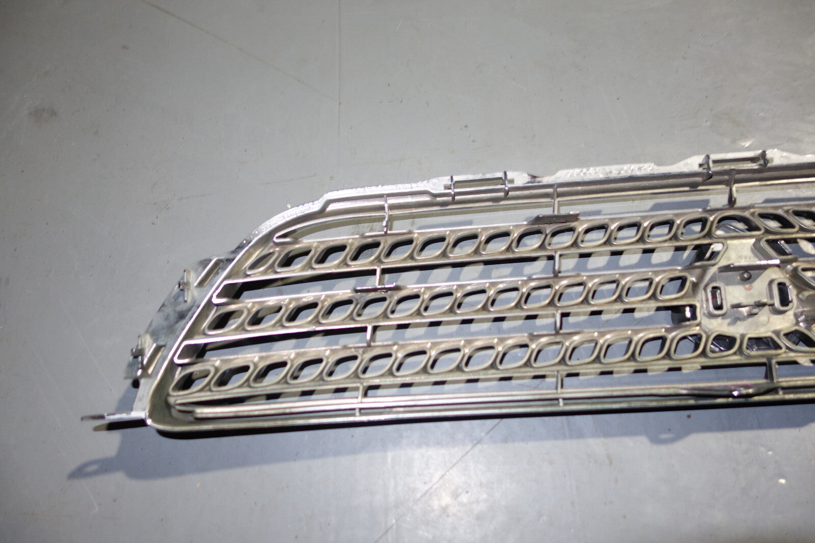 JDM Toyota Altezza Grille Lexus IS300 Grille OEM Japan 2001-2002-2003-2004-2005