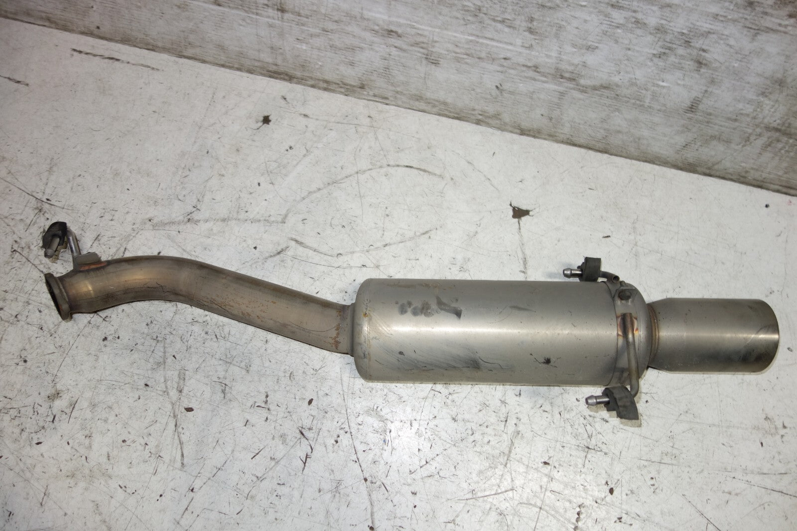 JDM Subaru Legacy Fujitsubo Exhaust Muffler Axle Back BE5 2000-2004