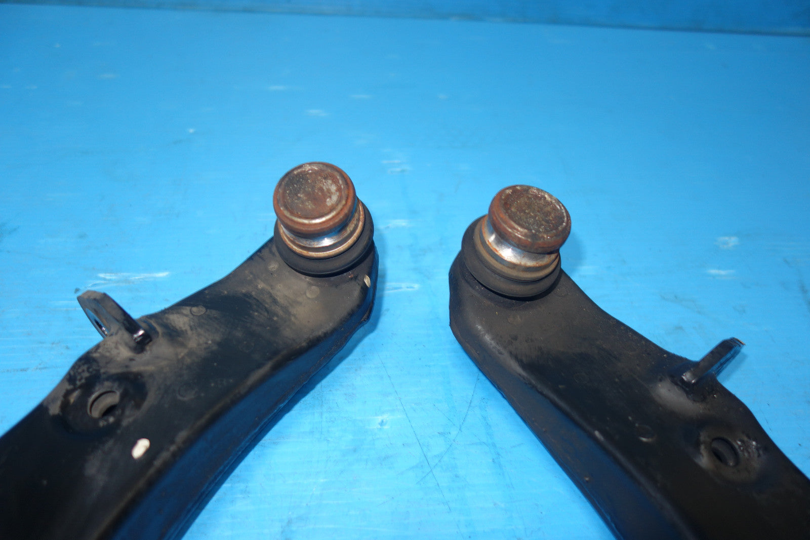 JDM Subaru Legacy Outback Front Lower Control Arms 2010-2014 BR9 Used