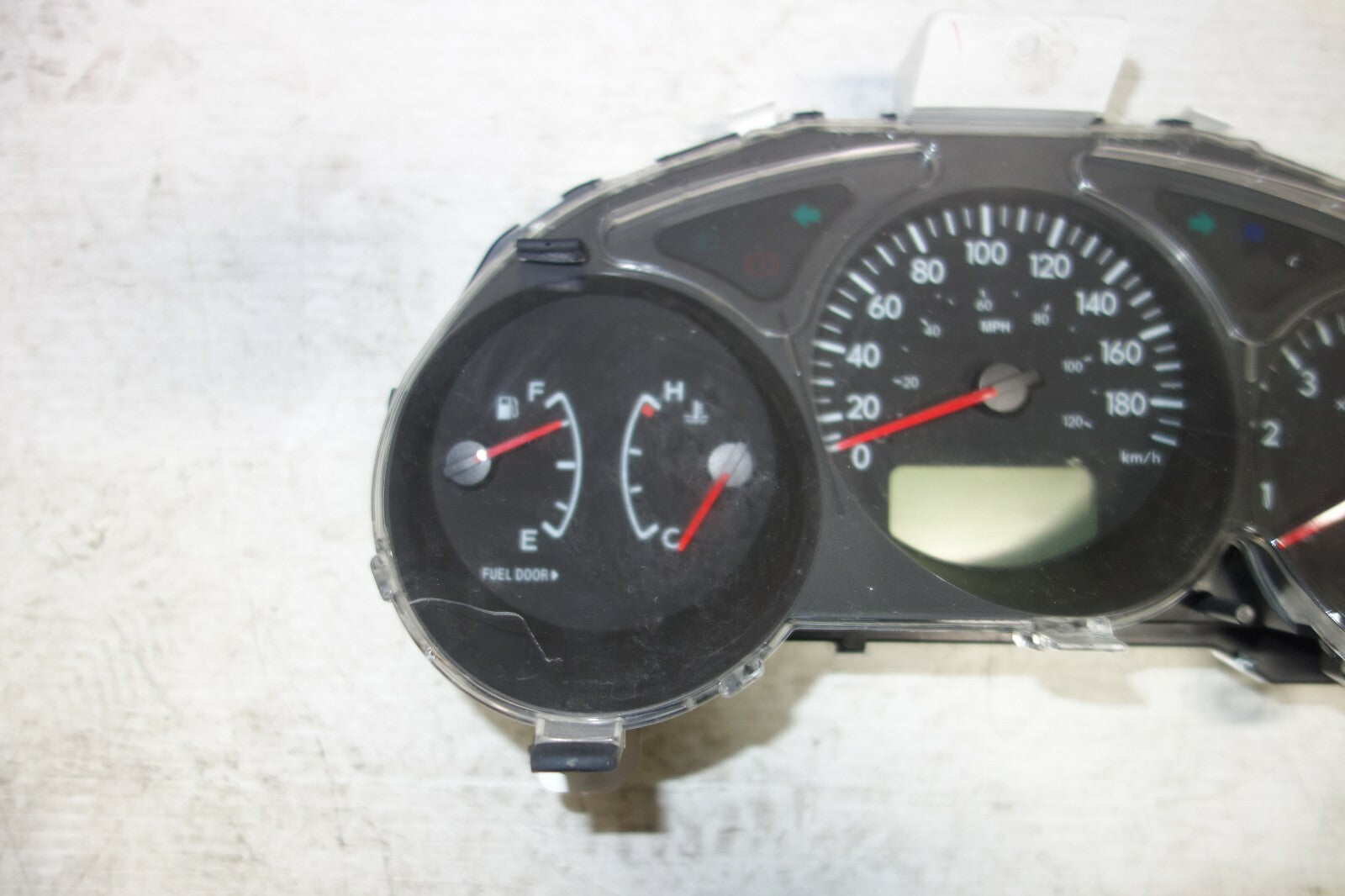 Subaru Forester OEM Gauge Cluster Speedometer Automatic SG5 2006-2008