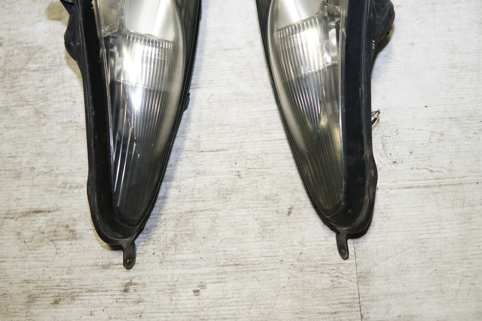 JDM Toyota Celica Headlights Head Lamps Pair Left & Right 2000-2005 GT GT-S GTS