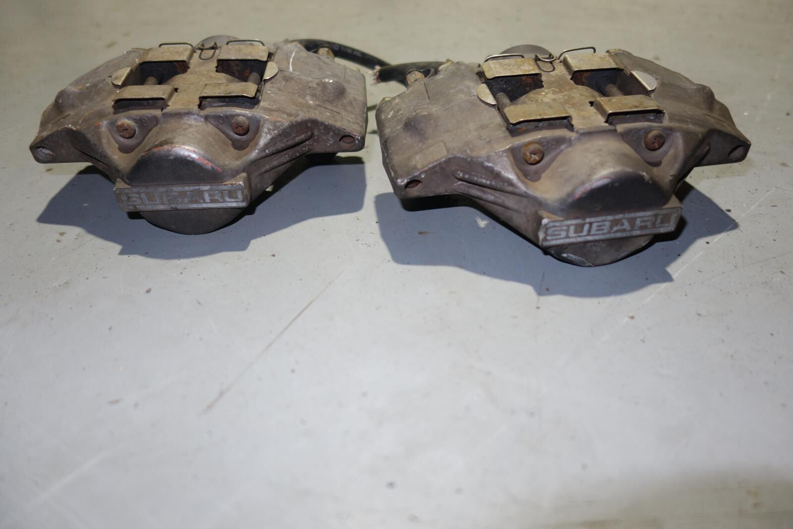 JDM Subaru Rear 2 Pots Piston Brake Calipers 2 Pot Impreza WRX Forester Legacy