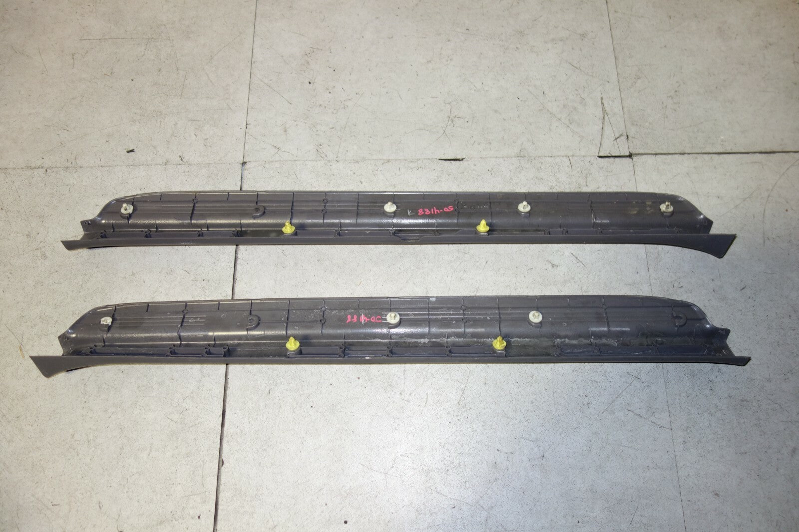 JDM 2001-2005 TOYOTA CELICA GT GT-S OEM DOOR SILLS TRIM SCUFF PLATES SIDE STEPS