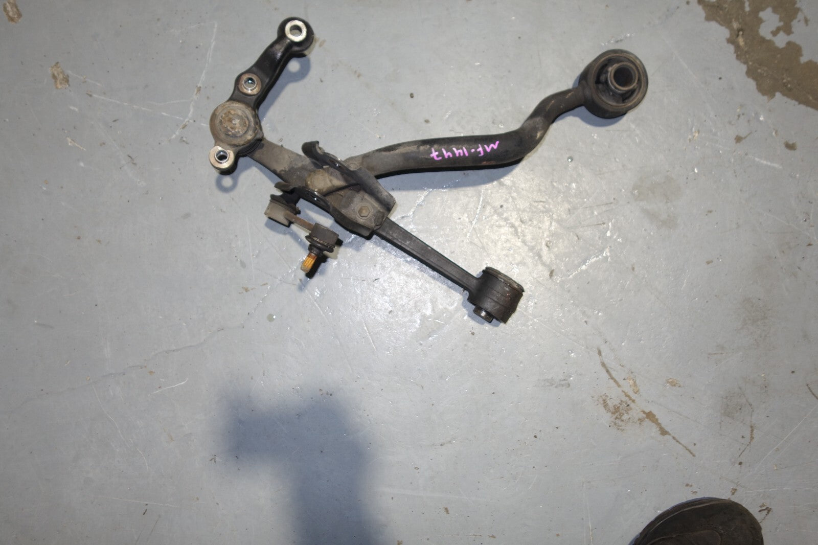 JDM 01-05 LEXUS IS300 OEM FRONT LOWER CONTROL ARM LEFT & RIGHT SXE10 ALTEZZA