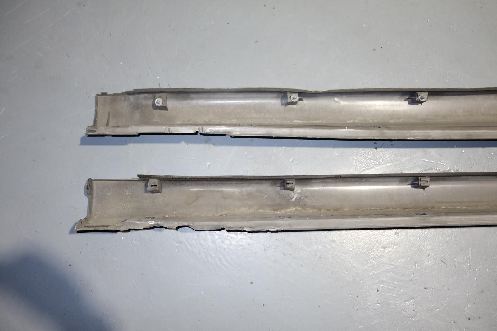 JDM 2005-2009 GENUINE SUBARU LEGACY SPEC B OEM SIDE SKIRTS LEGACY SEDAN BL5