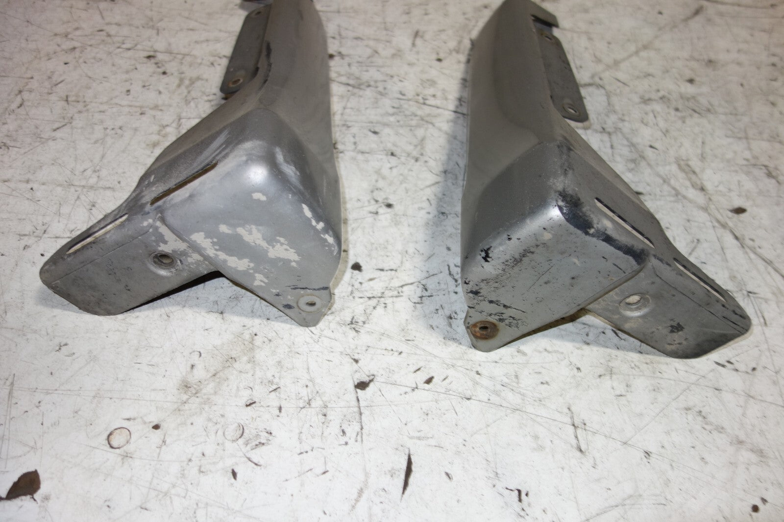 JDM SUBARU LEGACY OUTBACK OEM SIDE SKIRTS SPATS WAGON 2005-2009