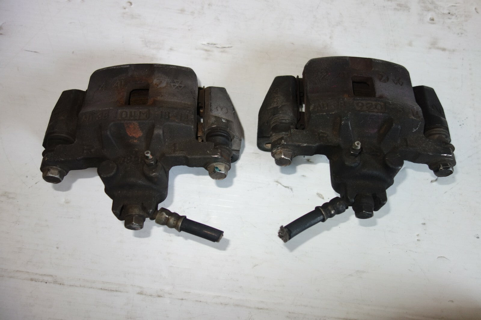 JDM 1999-2003 GENUINE SUBARU IMPREZA WRX OEM REAR BRAKE CALIPERS LEFT & RIGHT