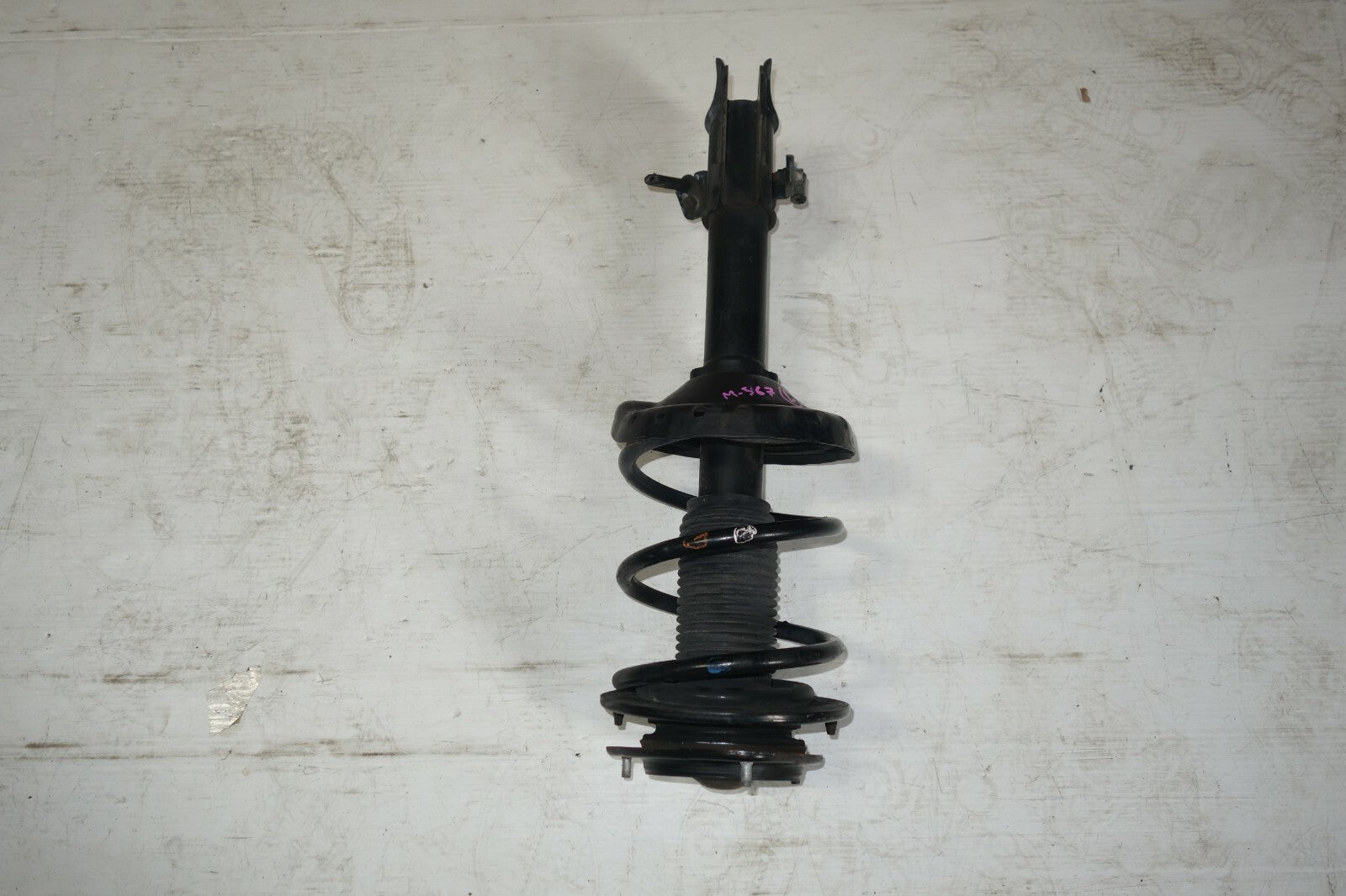 JDM 05-09 SUBARU LEGACY OUTBACK KYB FRONT LEFT SIDE SHOCK STRUT ASSEMBLY WAGON