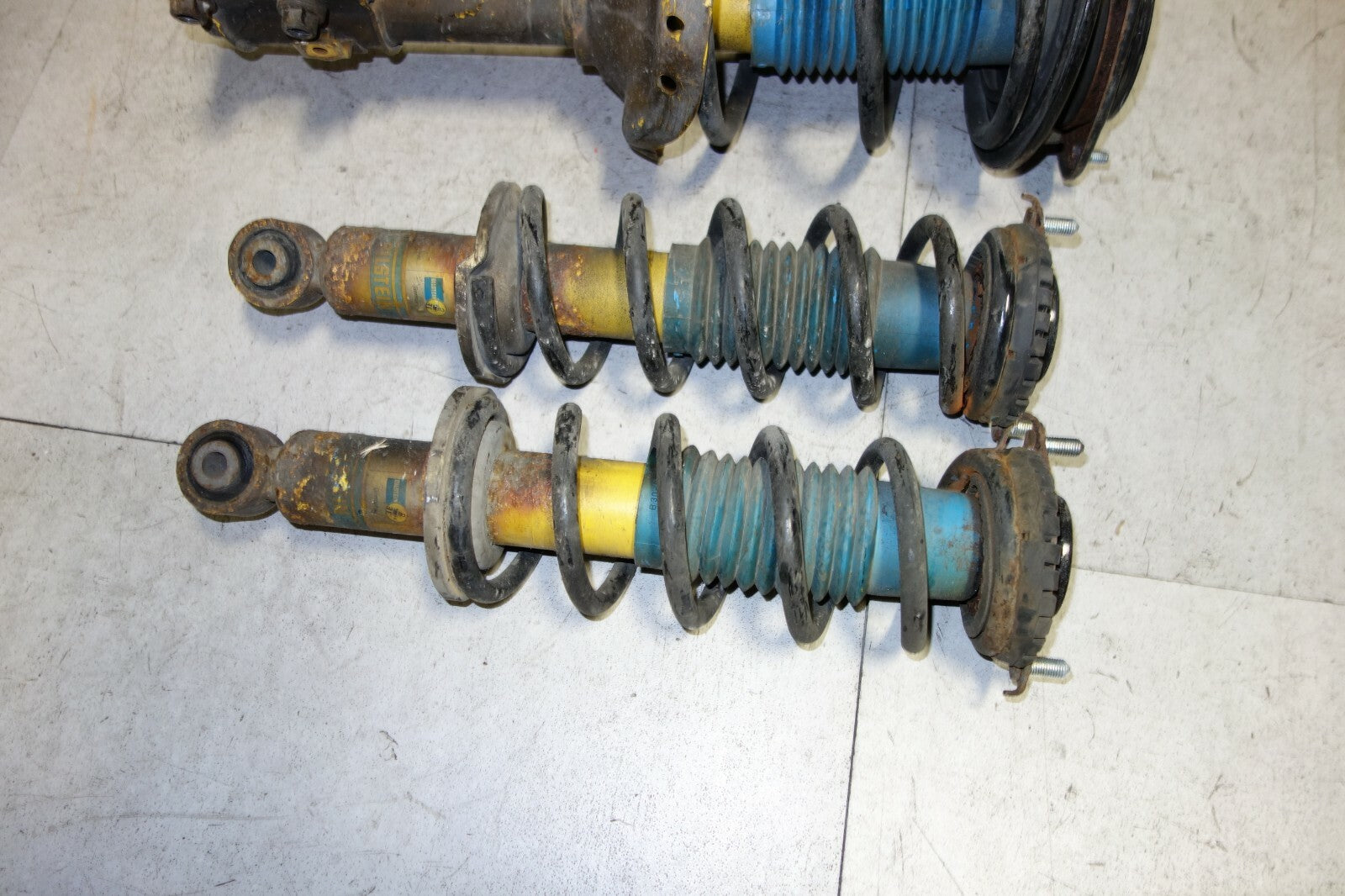 JDM Subaru Legacy B8 Performance Shocks Struts Springs Suspension 2005-2009