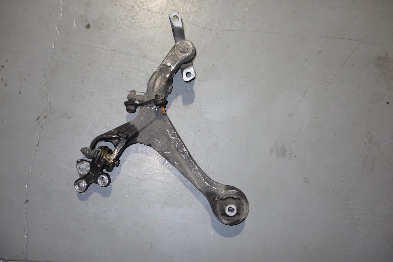 JDM 2005-2008 ACURA RL FRONT ALUMINUM LOWER CONTROL ARM KB1 OEM LEFT SIDE