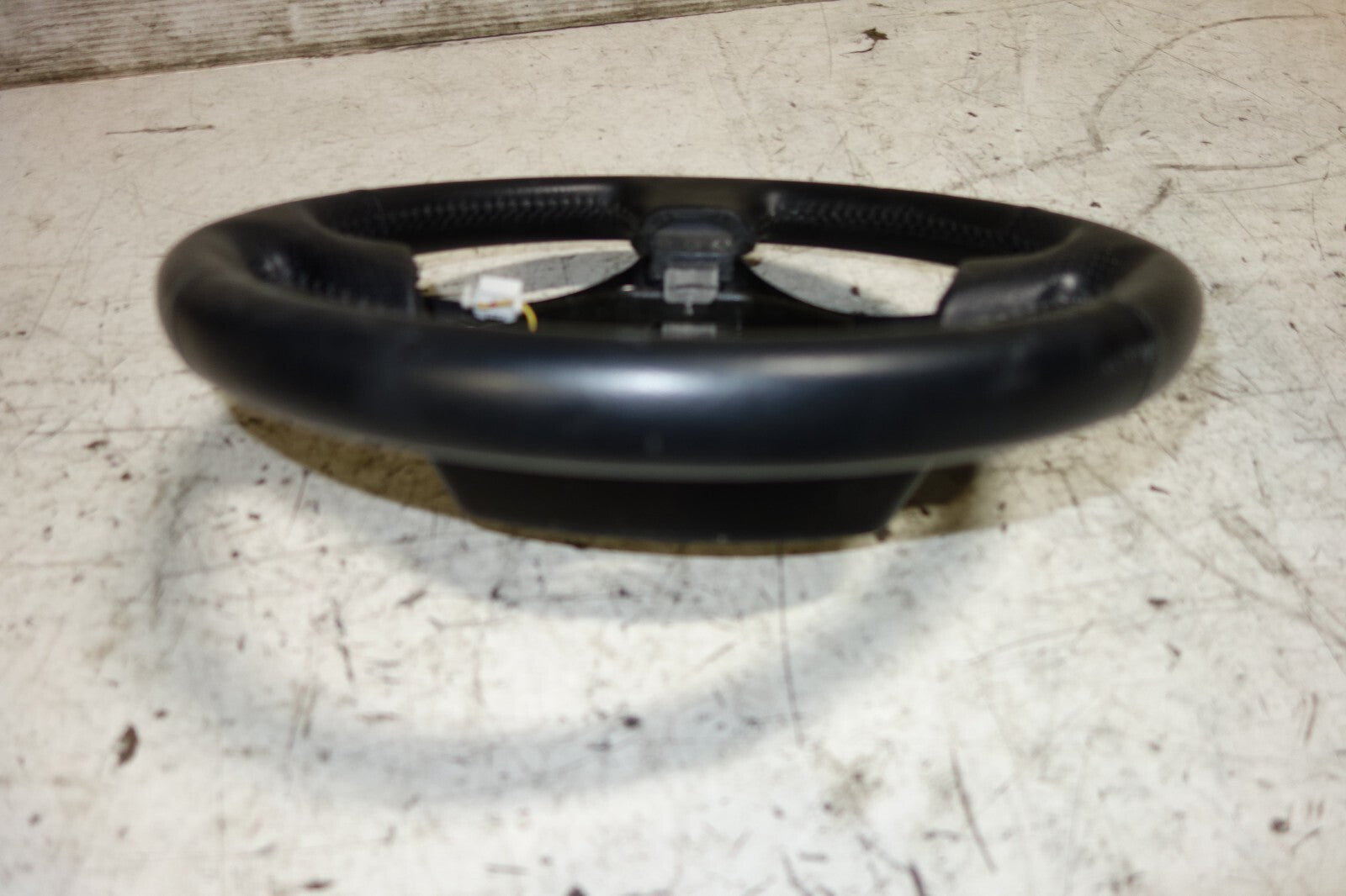 JDM 2000-2005 TOYOTA CELICA STEERING WHEEL ZZT231 ZZT230