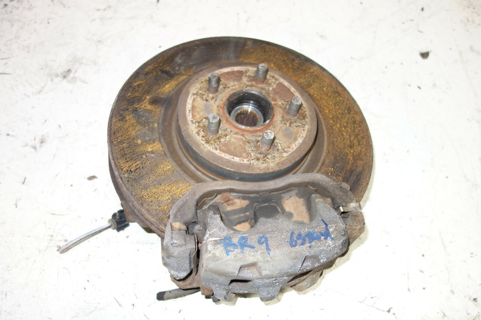 JDM Subaru Legacy Outback BR9 Front Right Spindle Hub Caliper Ej255 2010-2014