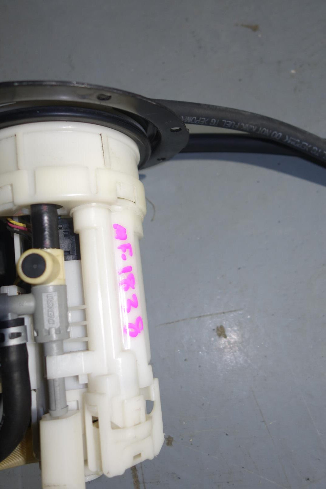 JDM TOYOTA CALDINA ST246W ST246 3SGTE 77020-21140 FUEL PUMP 3S-GTE 3S TURBO