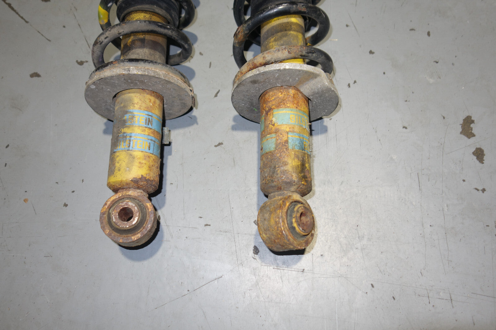JDM Subaru Legacy Bilstein Rear Shocks Coil Springs Strut Suspension 1998-2004