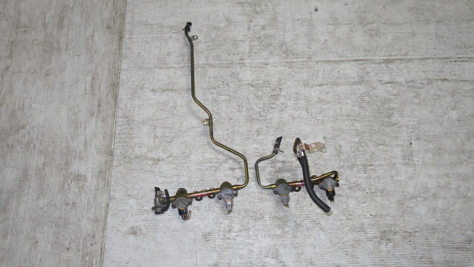JDM Subaru Legacy B4 EJ208 EJ206 Twin Turbo Fuel Injectors 00-04