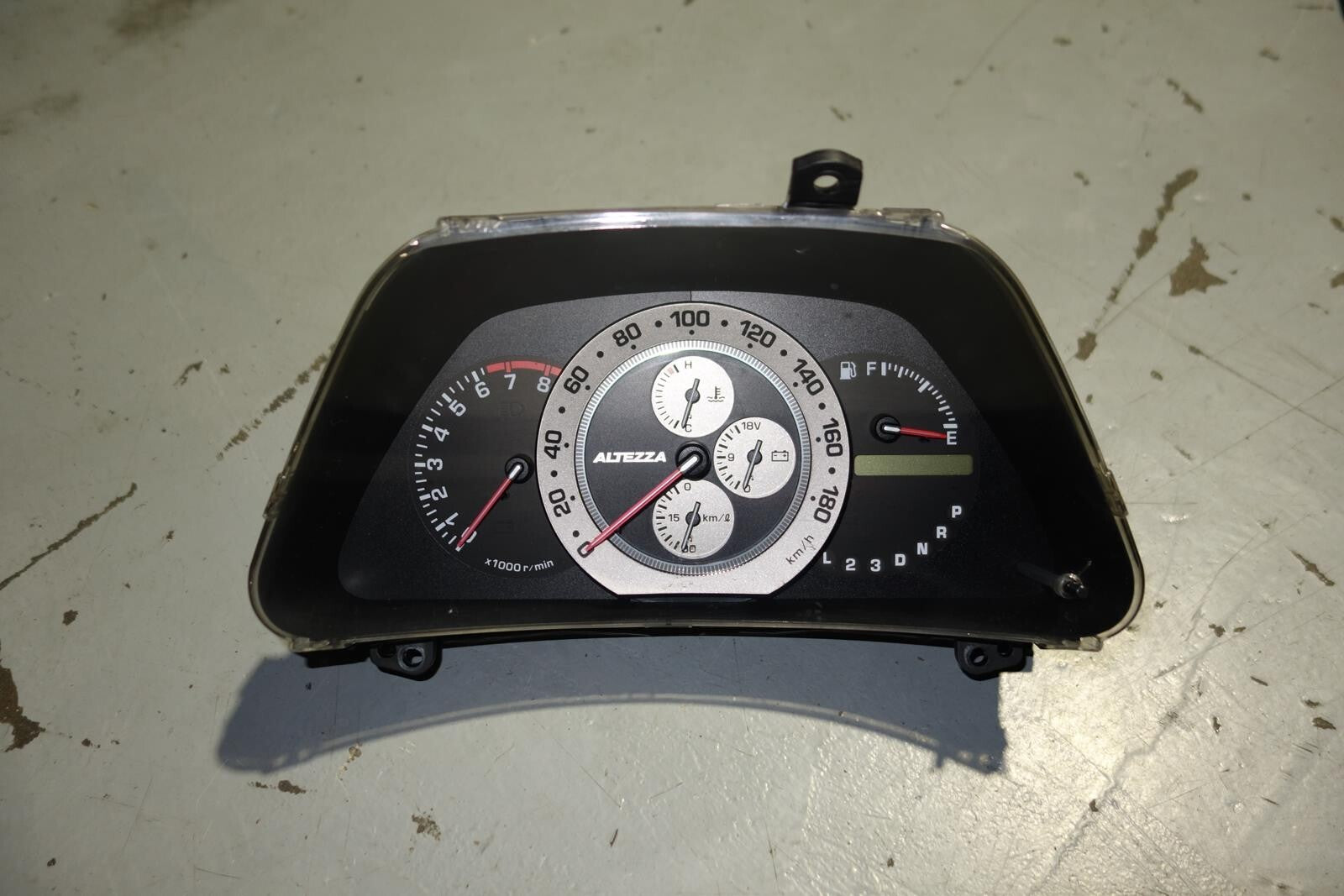 JDM 2001-2005 LEXUS IS300 6 SPEED GENUINE GAUGE CLUSTER SPEEDOMETER SXE10