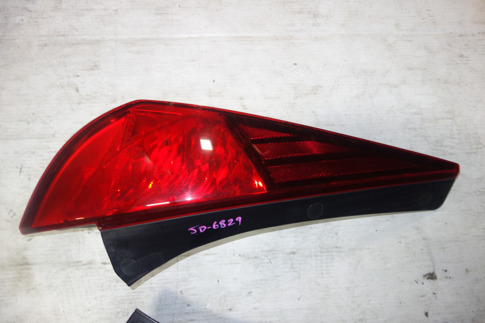 JDM Nissan 350z Z33 Tail Lights Lamps Taillights 2003-2005