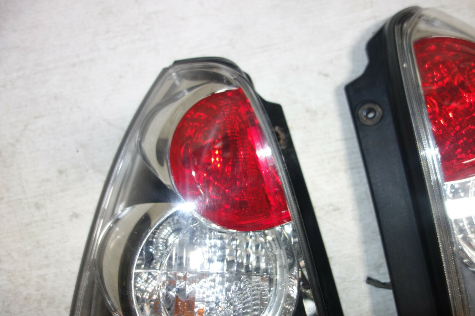 Subaru Forester OEM Tail Lights Lamps Pair Genuine 2006-2008