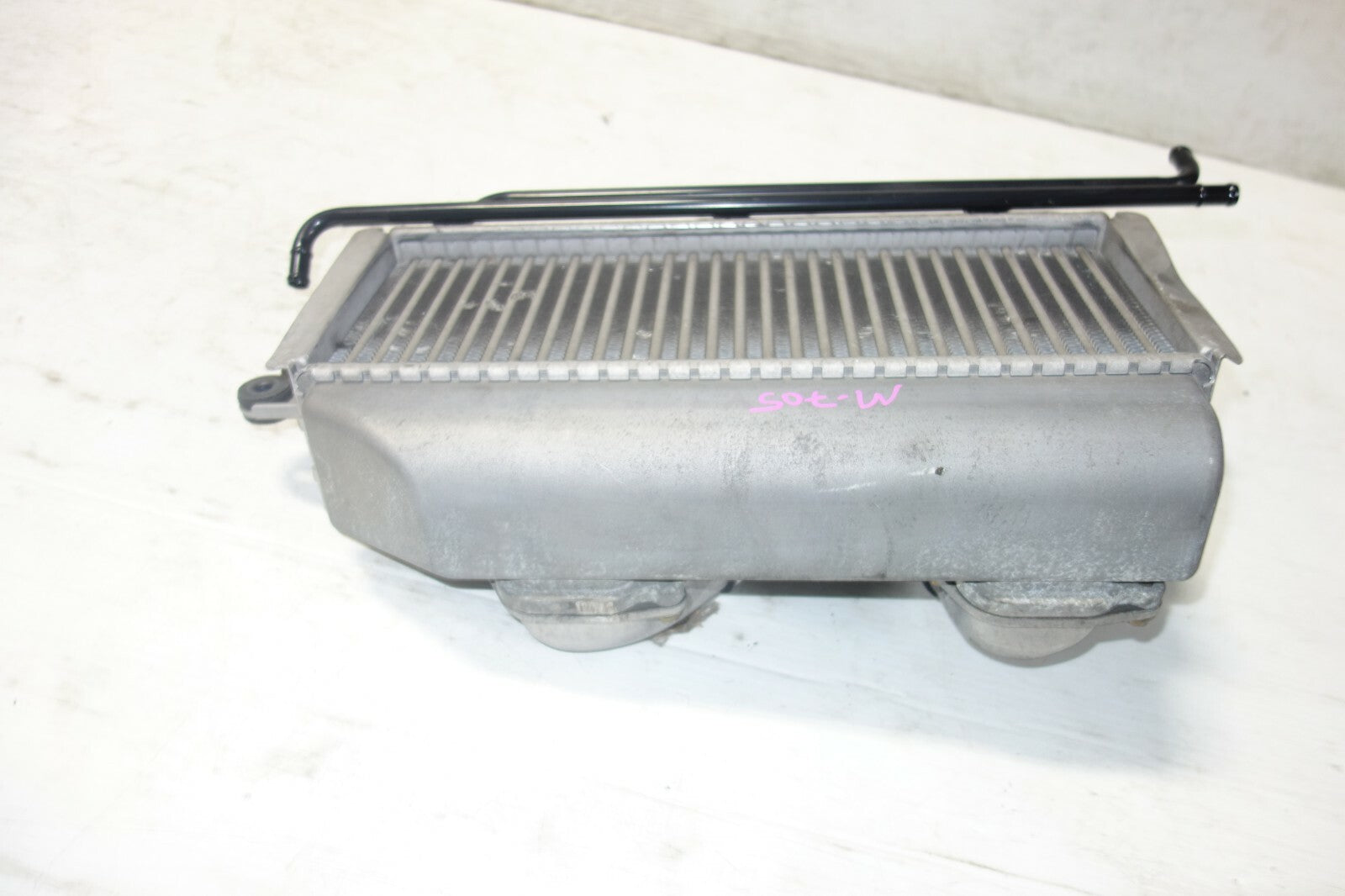 JDM 2002-2005 SUBARU IMPREZA WRX OEM EJ20 TURBO INTERCOOLER TOP MOUNT 2002-2005