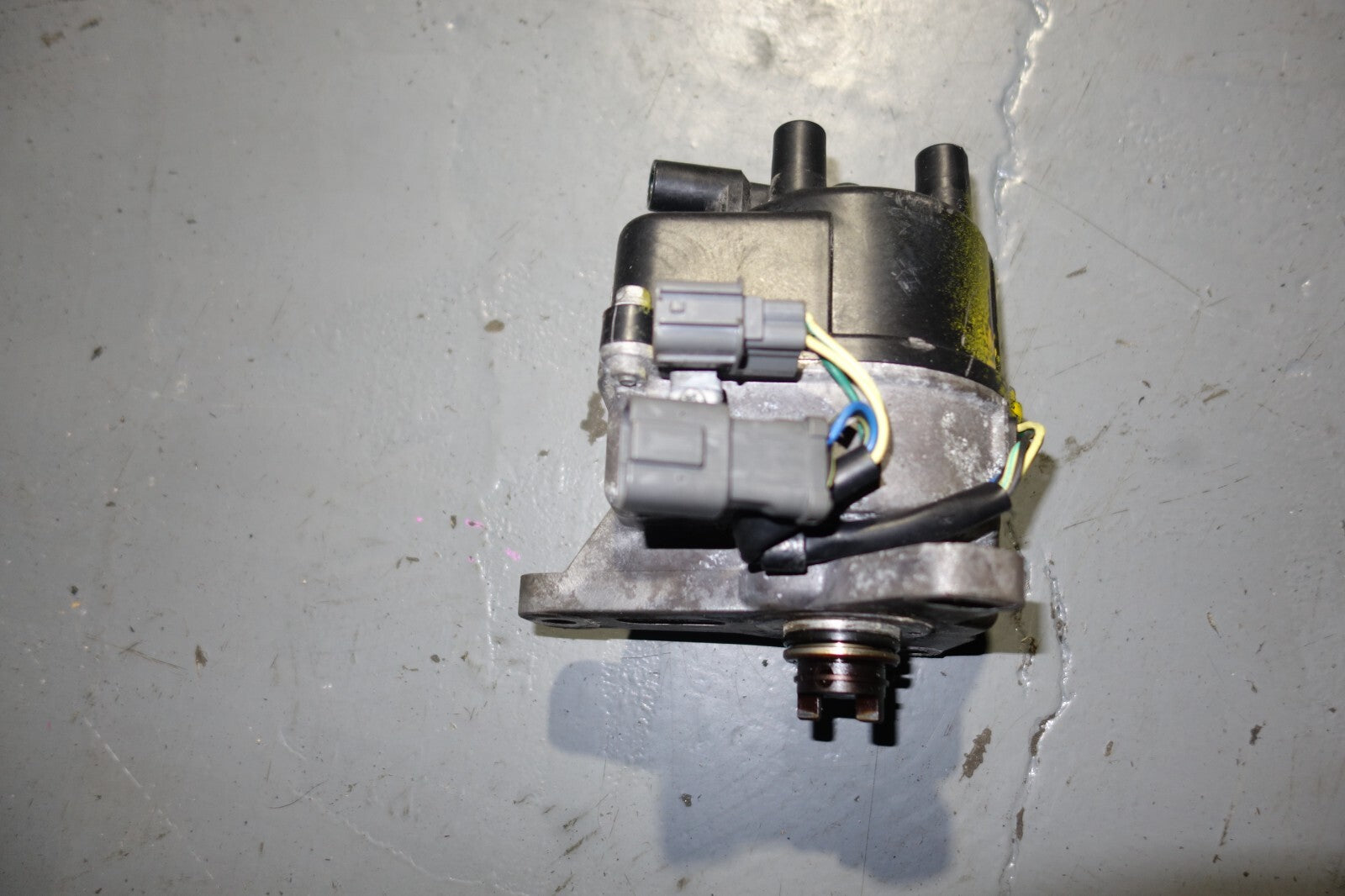 USED IGNITION DISTRIBUTOR HONDA PRELUDE 1997-2001 H22A TD77U EXTERNAL COIL
