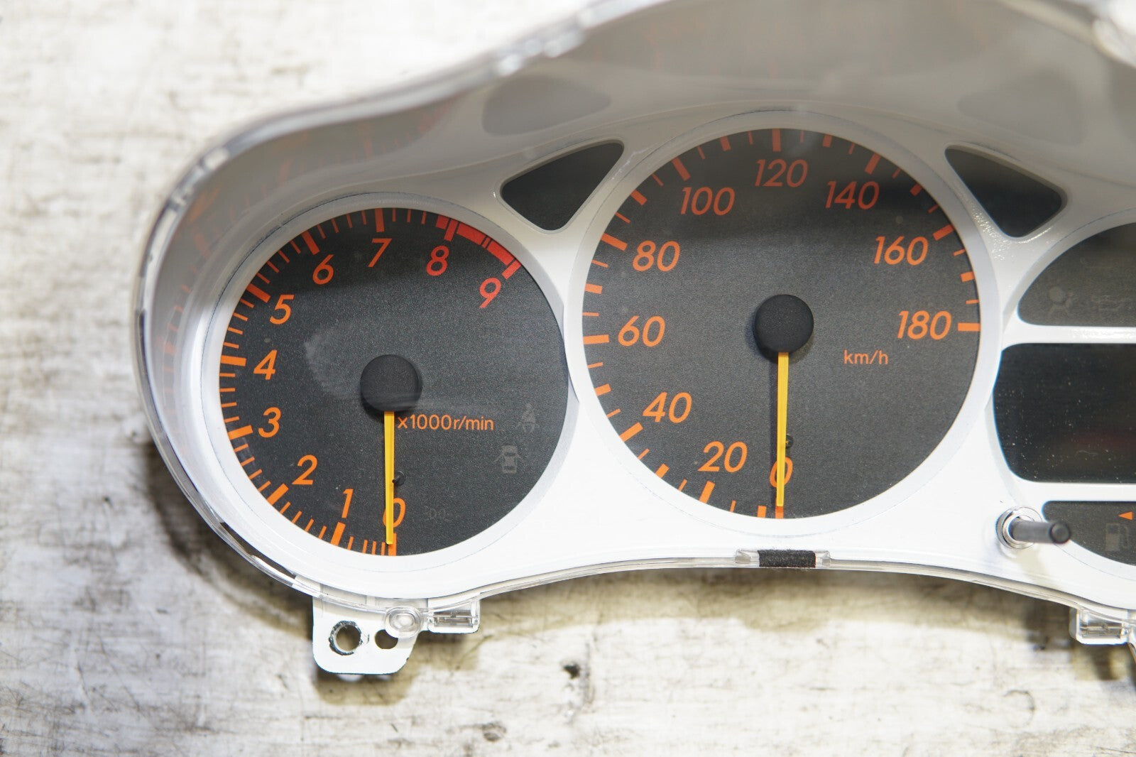 JDM 2001-2005 TOYOTA CELICA ZZT231 OEM USED GAUGE CLUSTER SPEEDOMETER MANUAL M/T