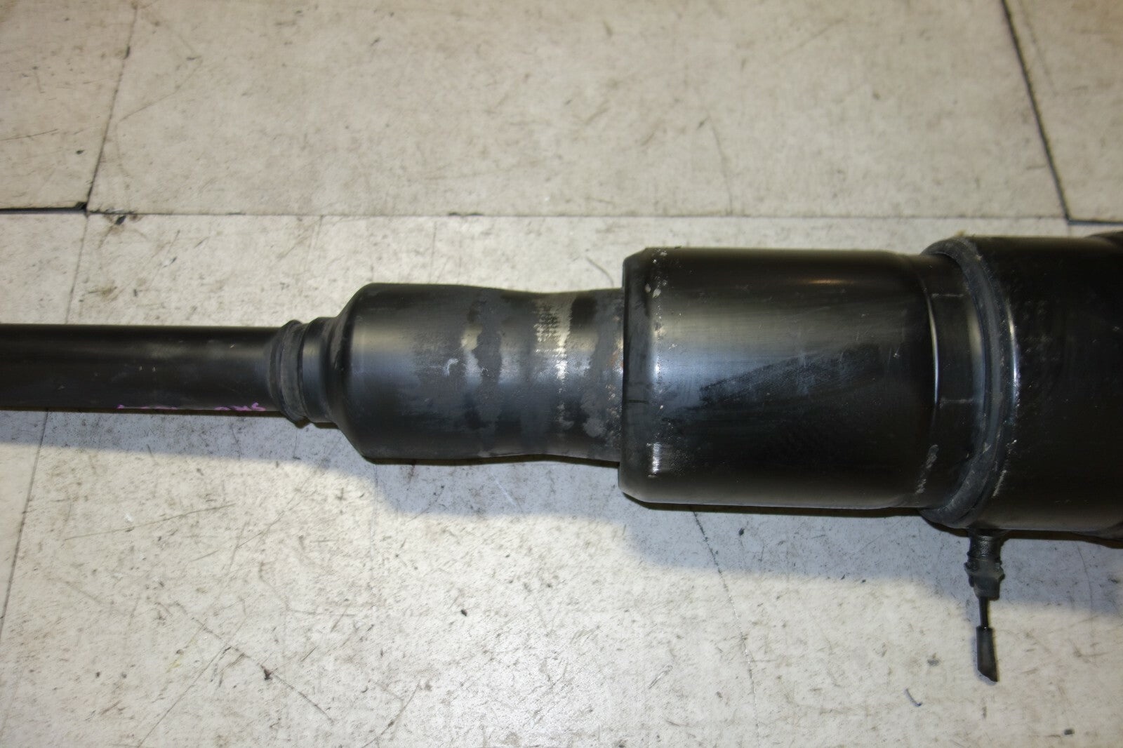 JDM LEXUS LS460 RWD Rear LH Air Shock Strut Absorber 48090-50150 2007-2012