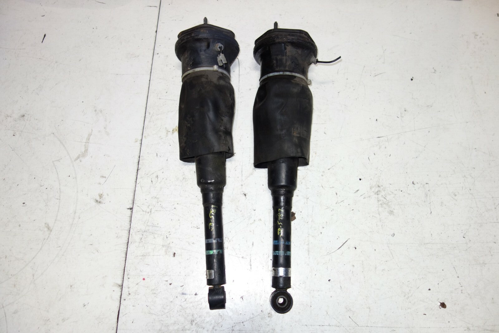 JDM Lexus LS430 Rear Air Shock Strut Absorber Left & Right 2004 2005 2006