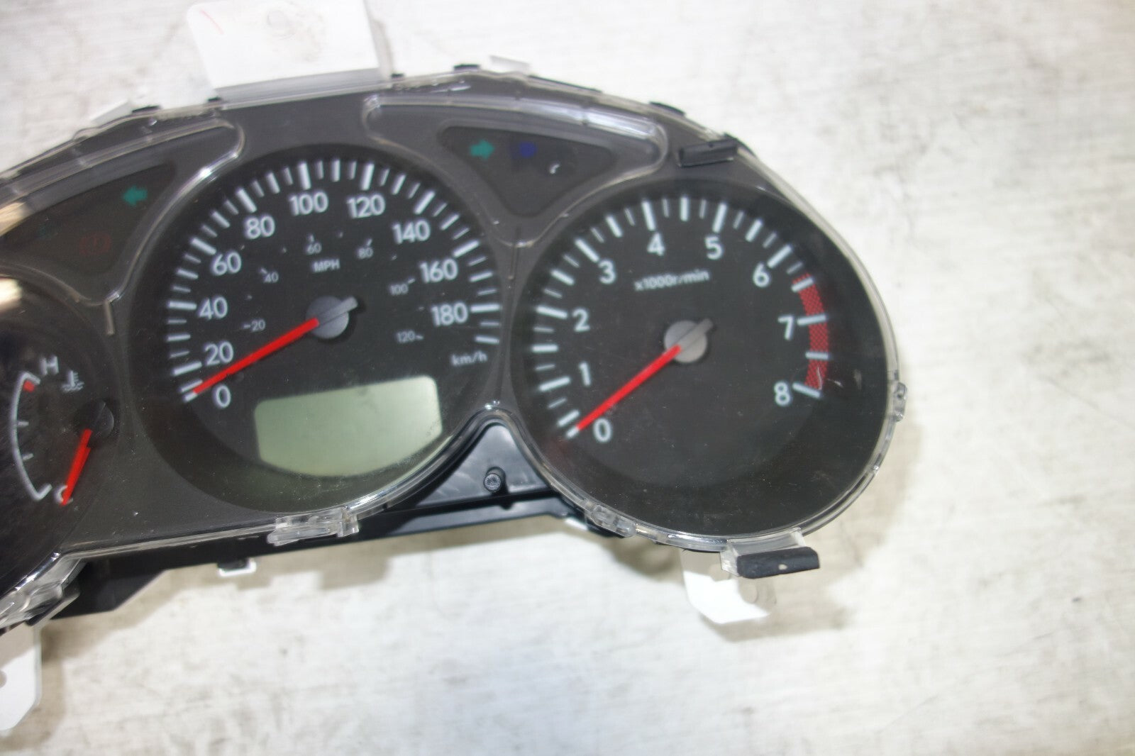 Subaru Forester OEM Gauge Cluster Speedometer Automatic SG5 2006-2008
