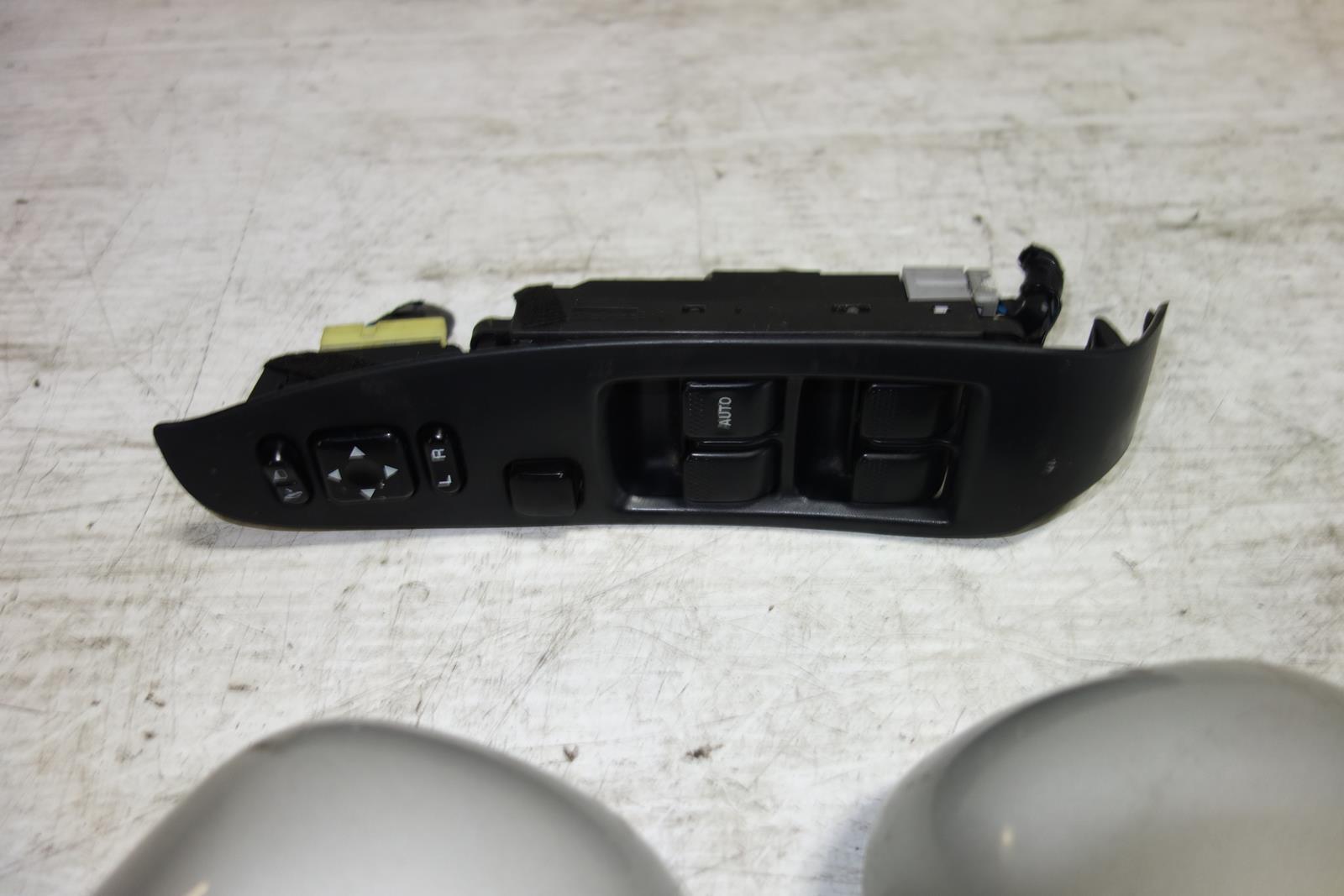 JDM Subaru Legacy Power Folding Mirrors Auto Flip 2000-2004