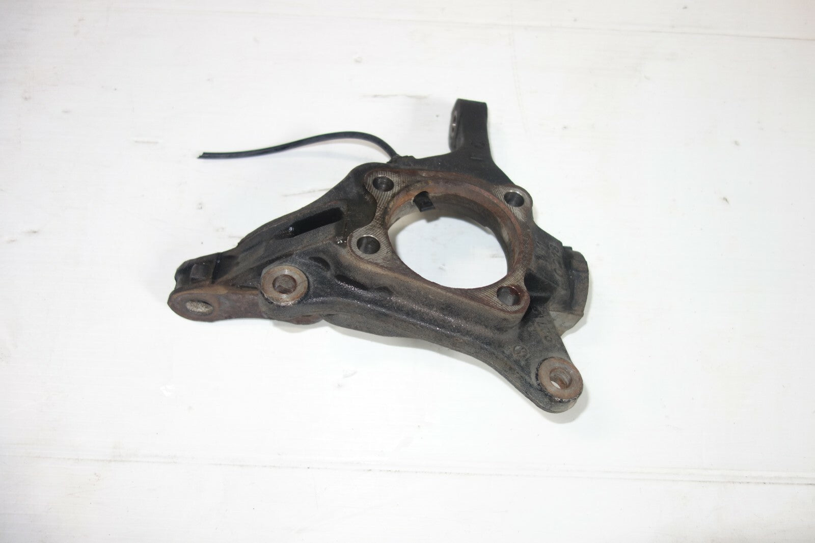 Subaru Legacy Knuckle Legacy Outback Knuckle Spindle Front OEM 2005-2014 L & R