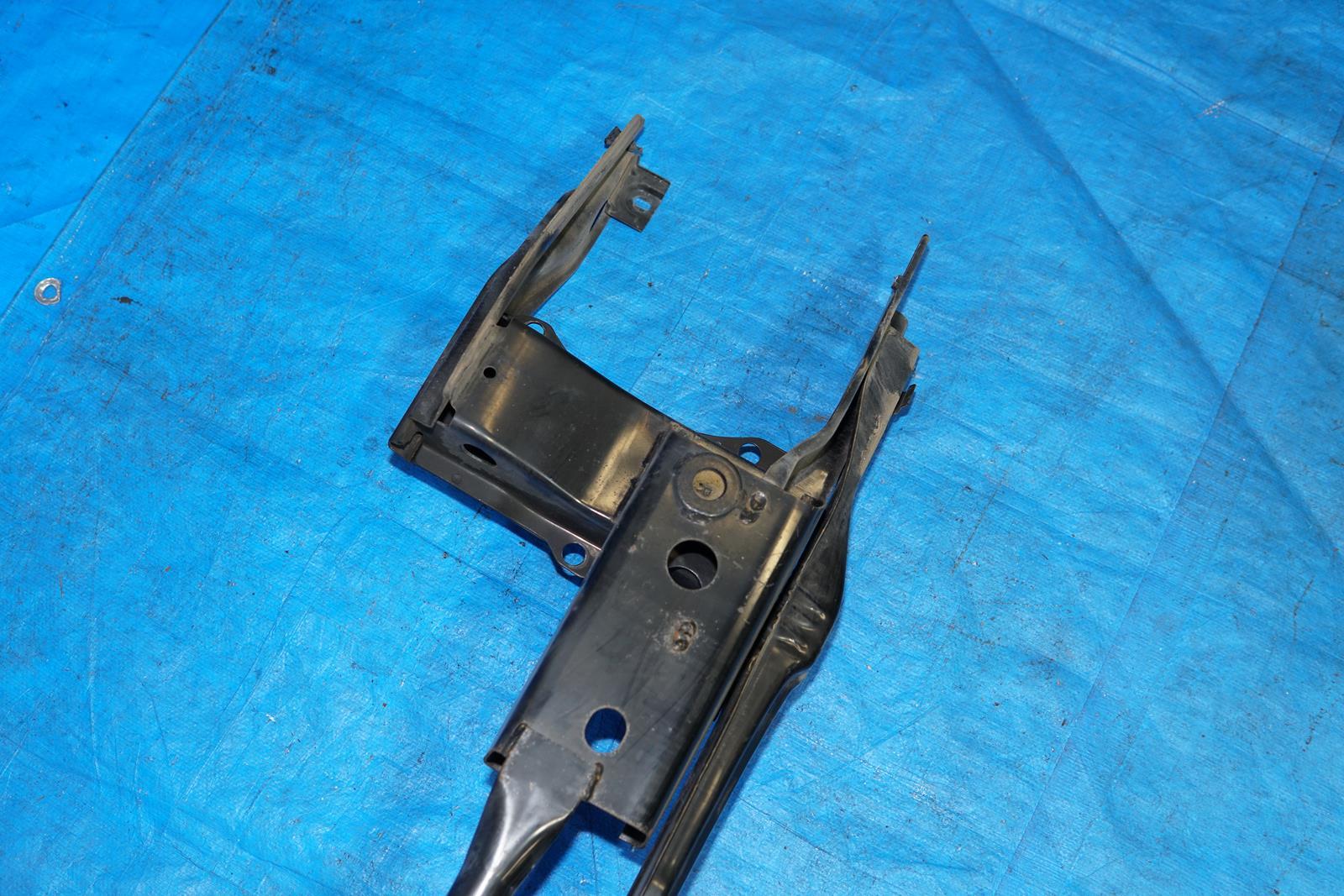 JDM Subaru Impreza WRX STi V7 Front Rebar Reinforcement Bar GDB 2002-2003 Light