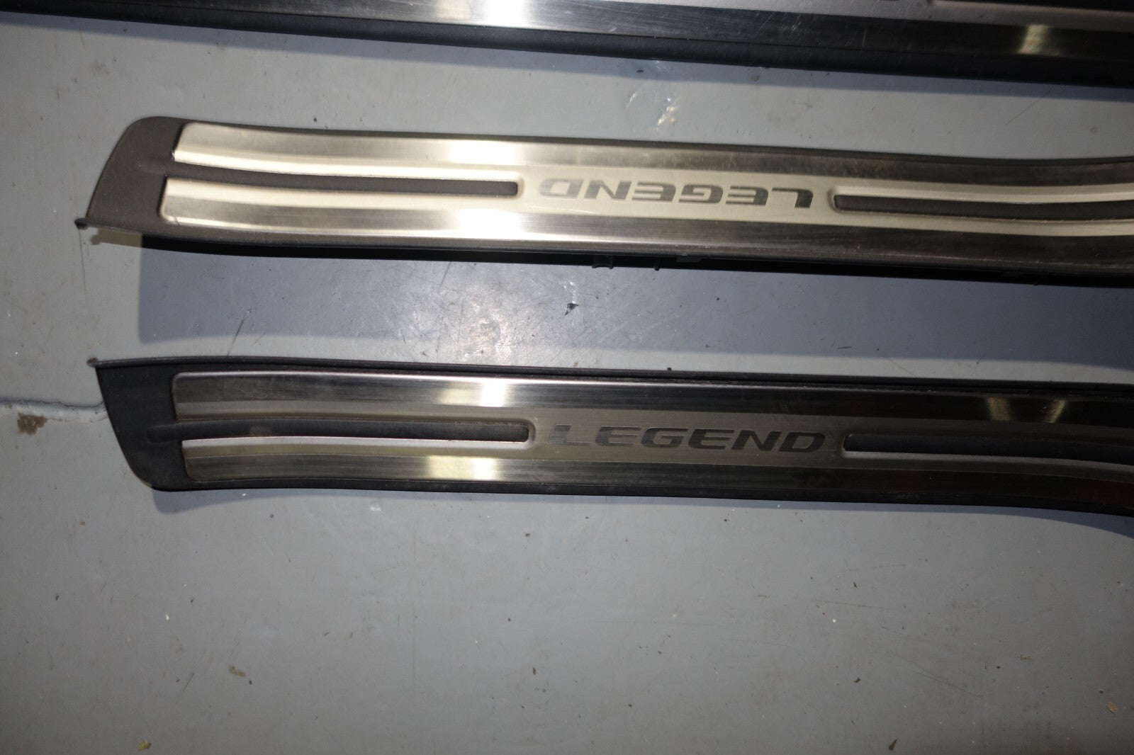 JDM ACURA RL HONDA LEGEND KB1 OEM DOOR SILLS TRIM SCUFF PLATES SIDE STEPS 05-08