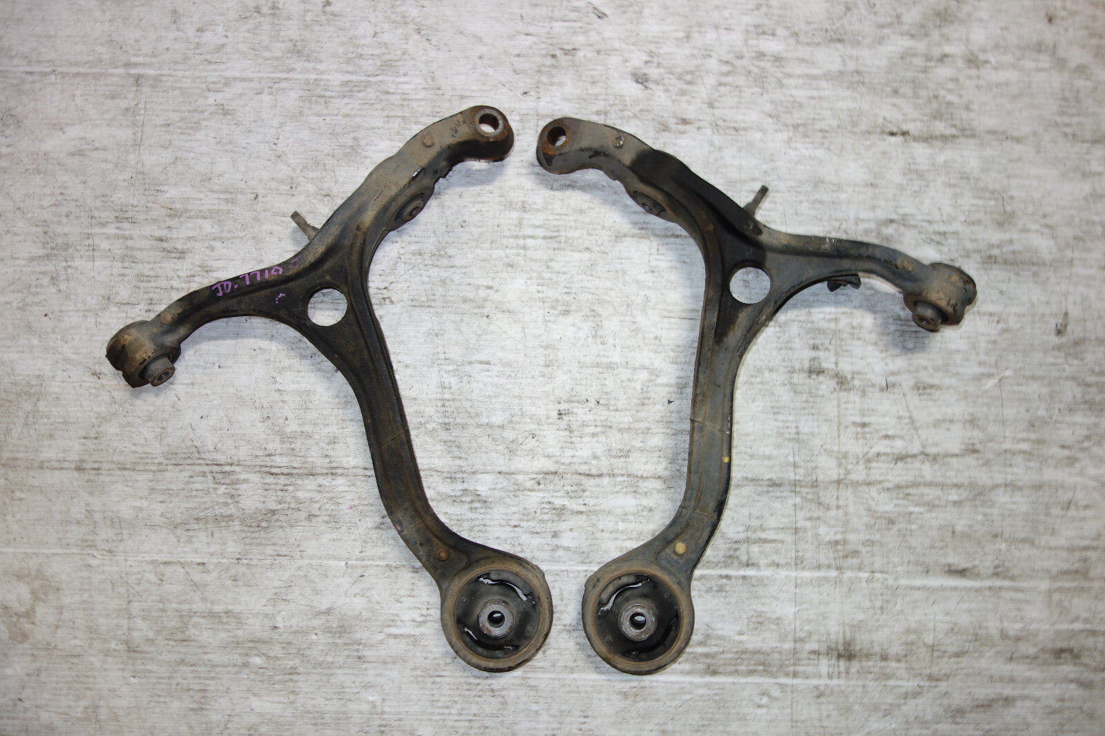 JDM Acura TSX OEM Front Lower Control Arms Pair Left Right 2009-2014 Honda OEM