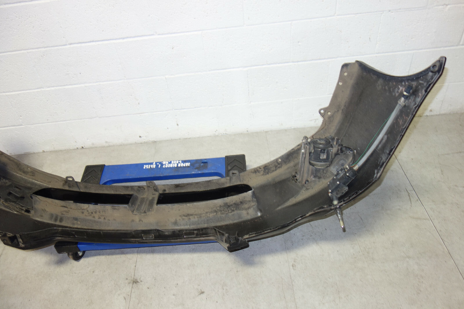 JDM Subaru Legacy Front Bumper Cover + Fog Lights + Parking Pole 2008-2009 BP9