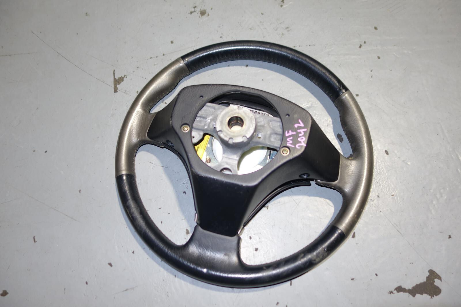 JDM Toyota Altezza Lexus IS300 Steering Wheel SXE10 2001 2002 2003 2004 2005
