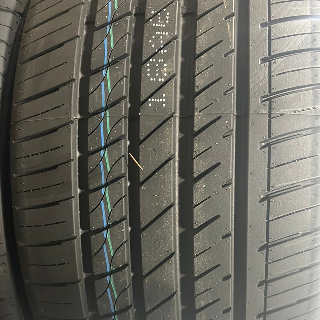 255/35R18 GRENLANDER L-ZEAL56 UHP PASSENGER