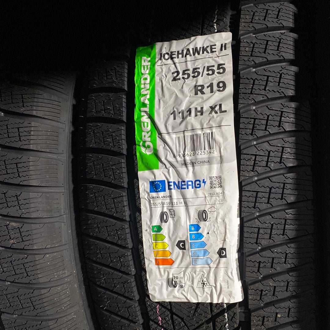 255/55R19 GRENLANDER ICEHAWKE II WINTER