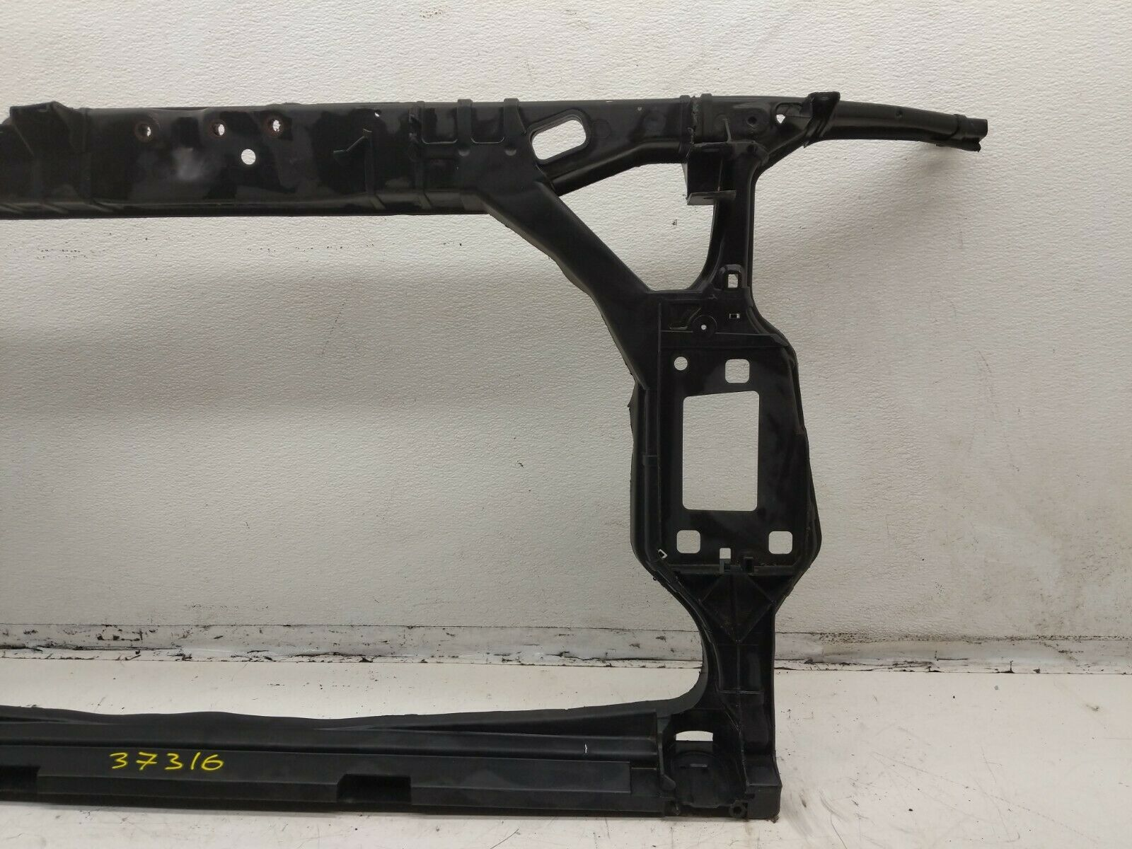 AU1225125 audi a4 2009 2016 3