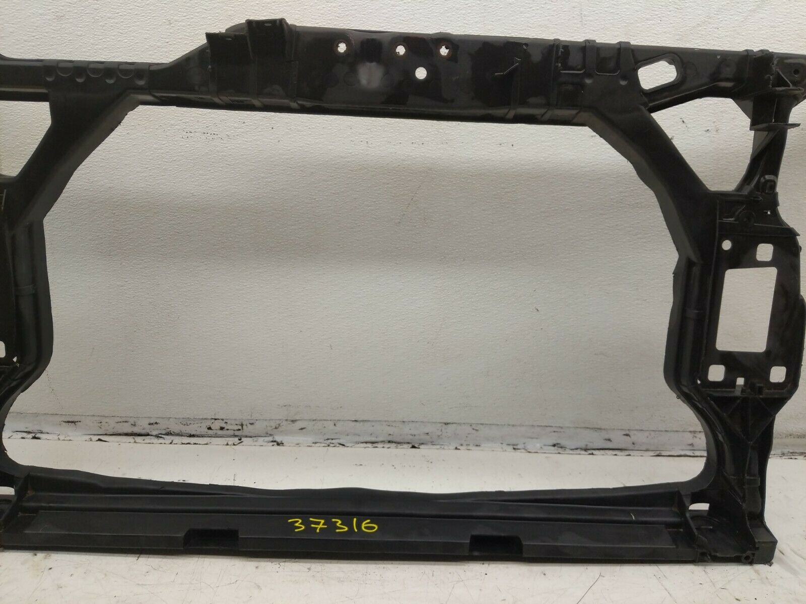 AU1225125 audi a4 2009 2016 4