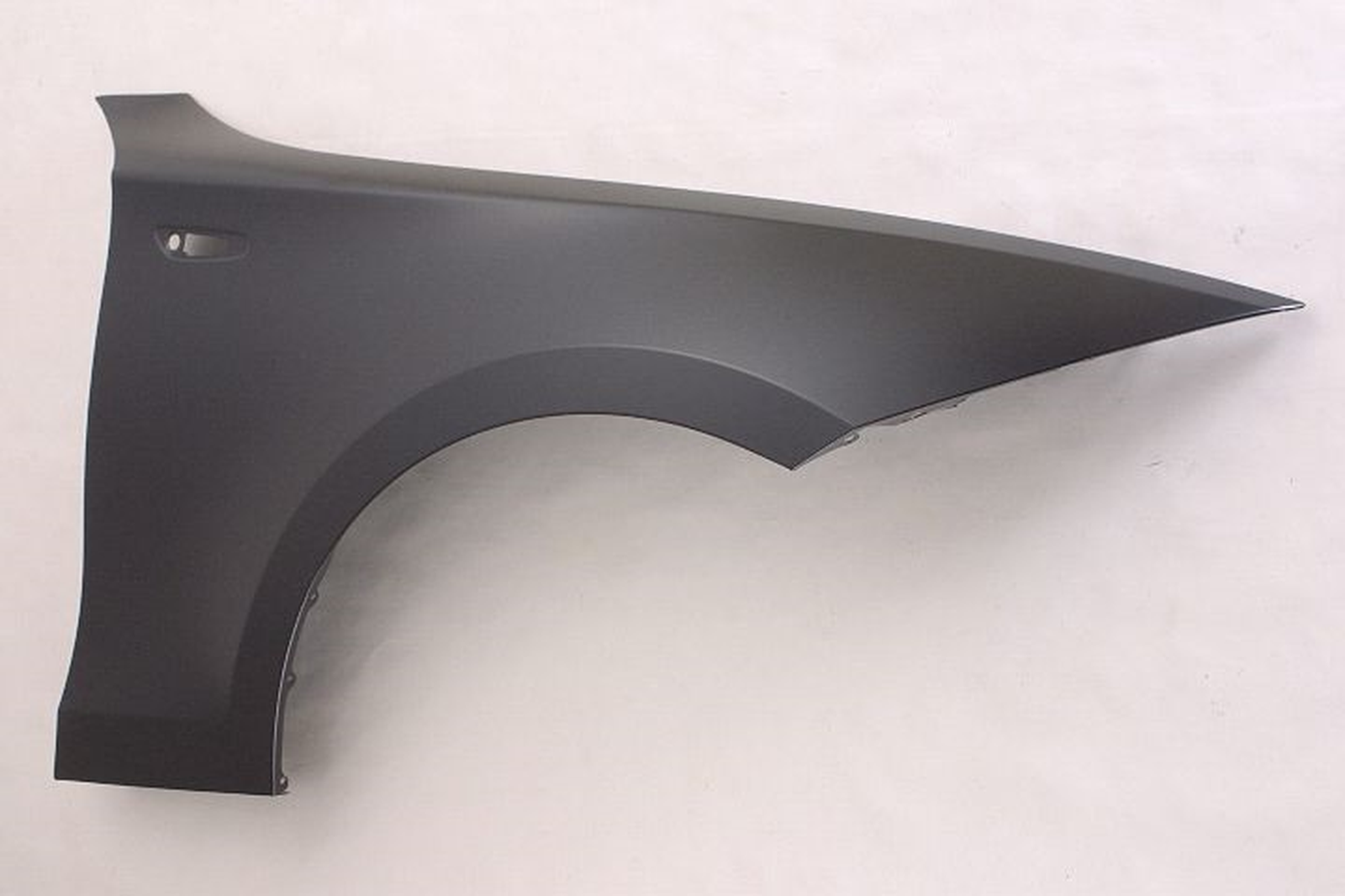 BM1241144 front right fender bm1241144 1