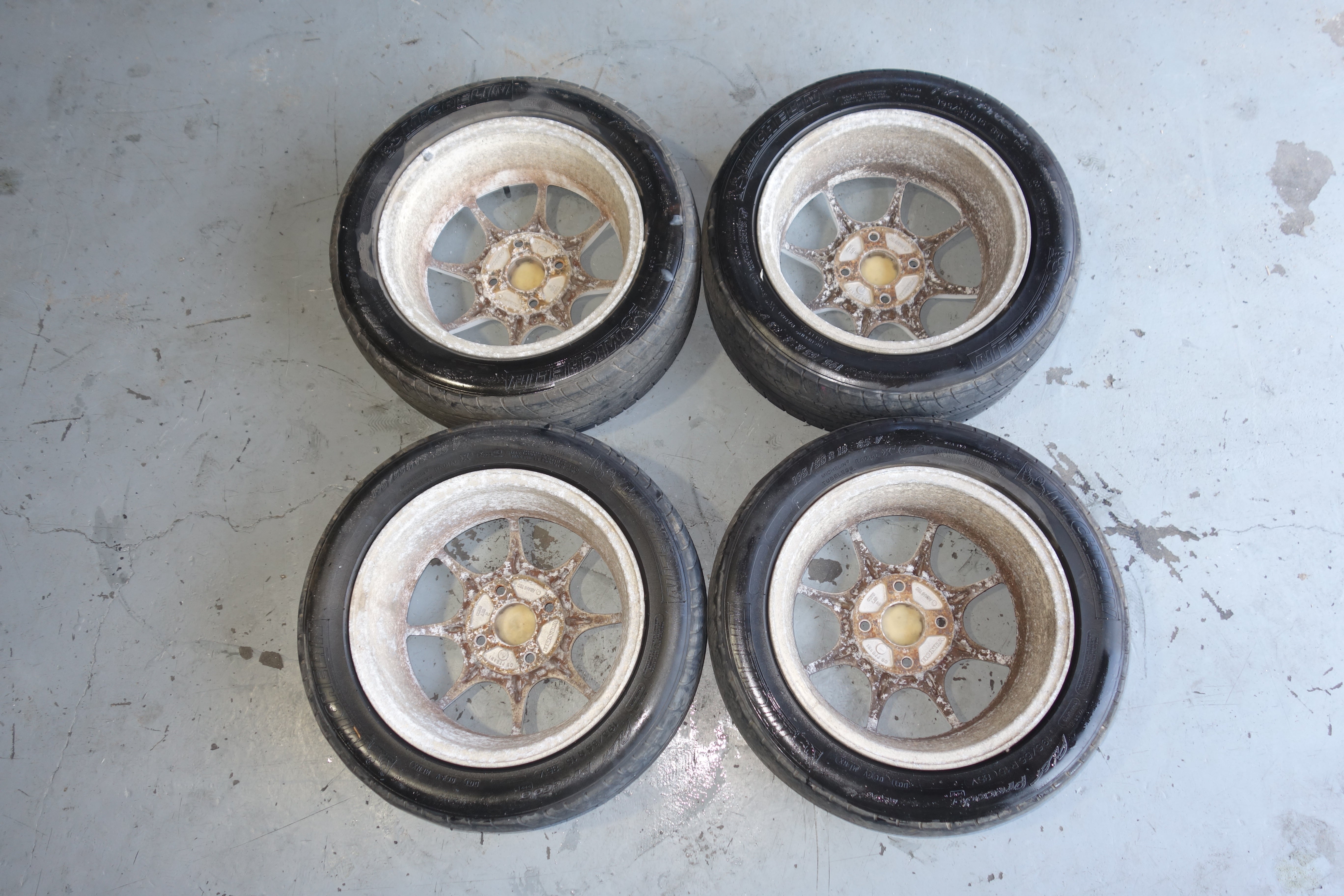 JDM Honda Integra Type R DC2 96–97 Spec 4x114.3 15x6 +50 White OEM Lightweight Wheels Tires Mags with Center Caps NS-II 165/50R15