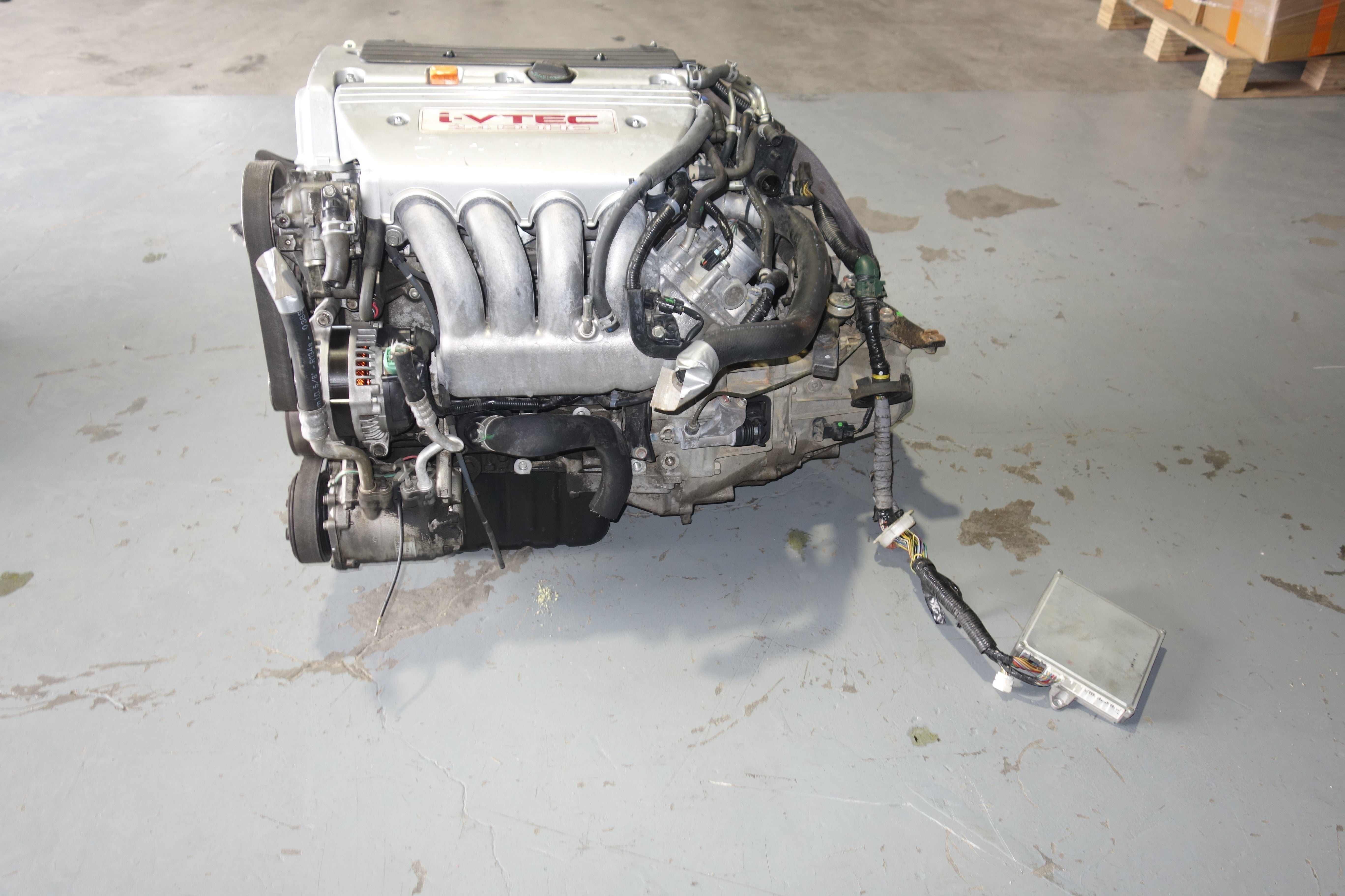 JDM Honda K24A3 K24A 2.4L DOHC i-VTEC Engine & 6-Speed Manual Transmission W/ Ecu Wiring Harness