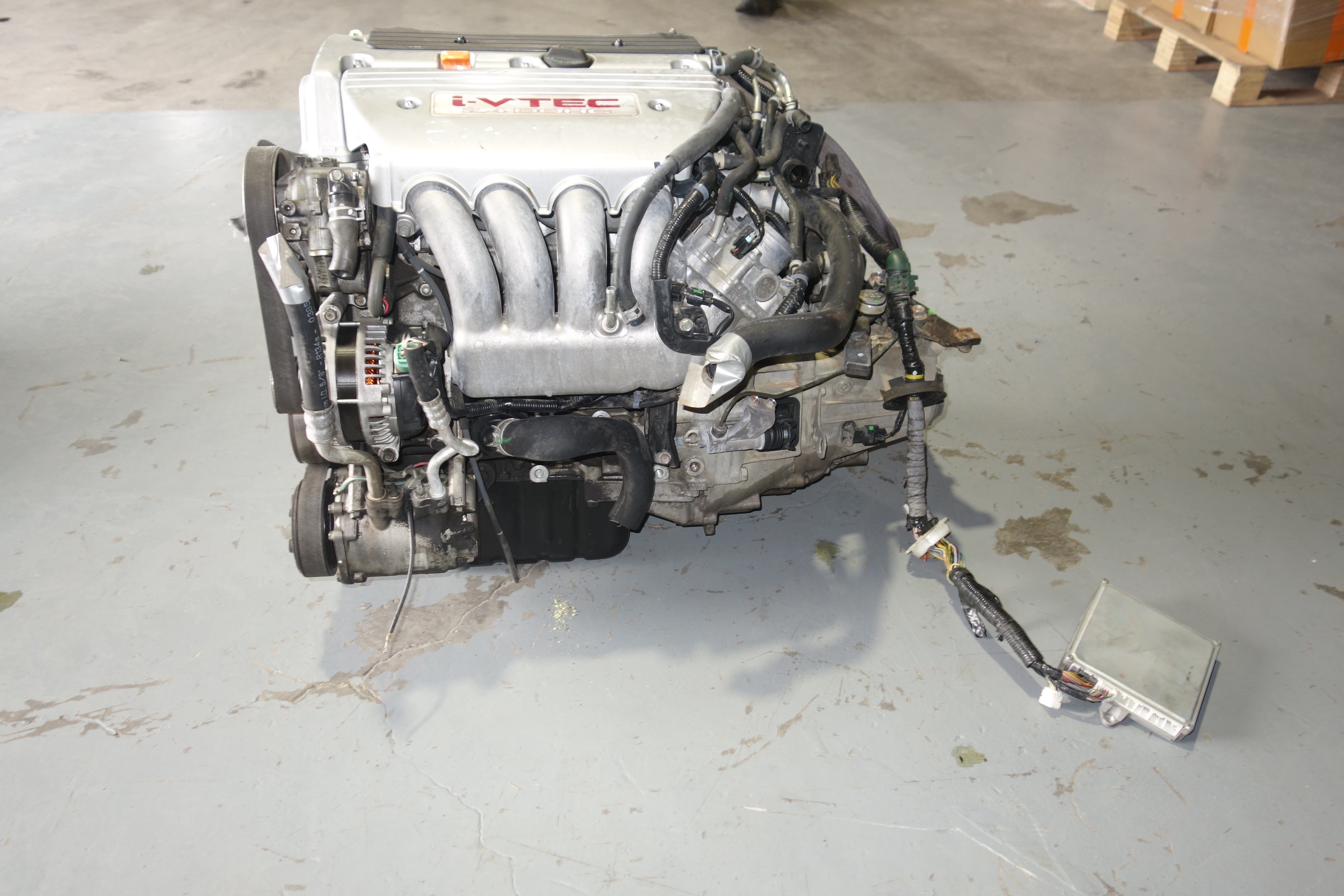 JDM Honda K24A3 K24A 2.4L DOHC i-VTEC Engine & 6-Speed Manual Transmission W/ Ecu Wiring Harness