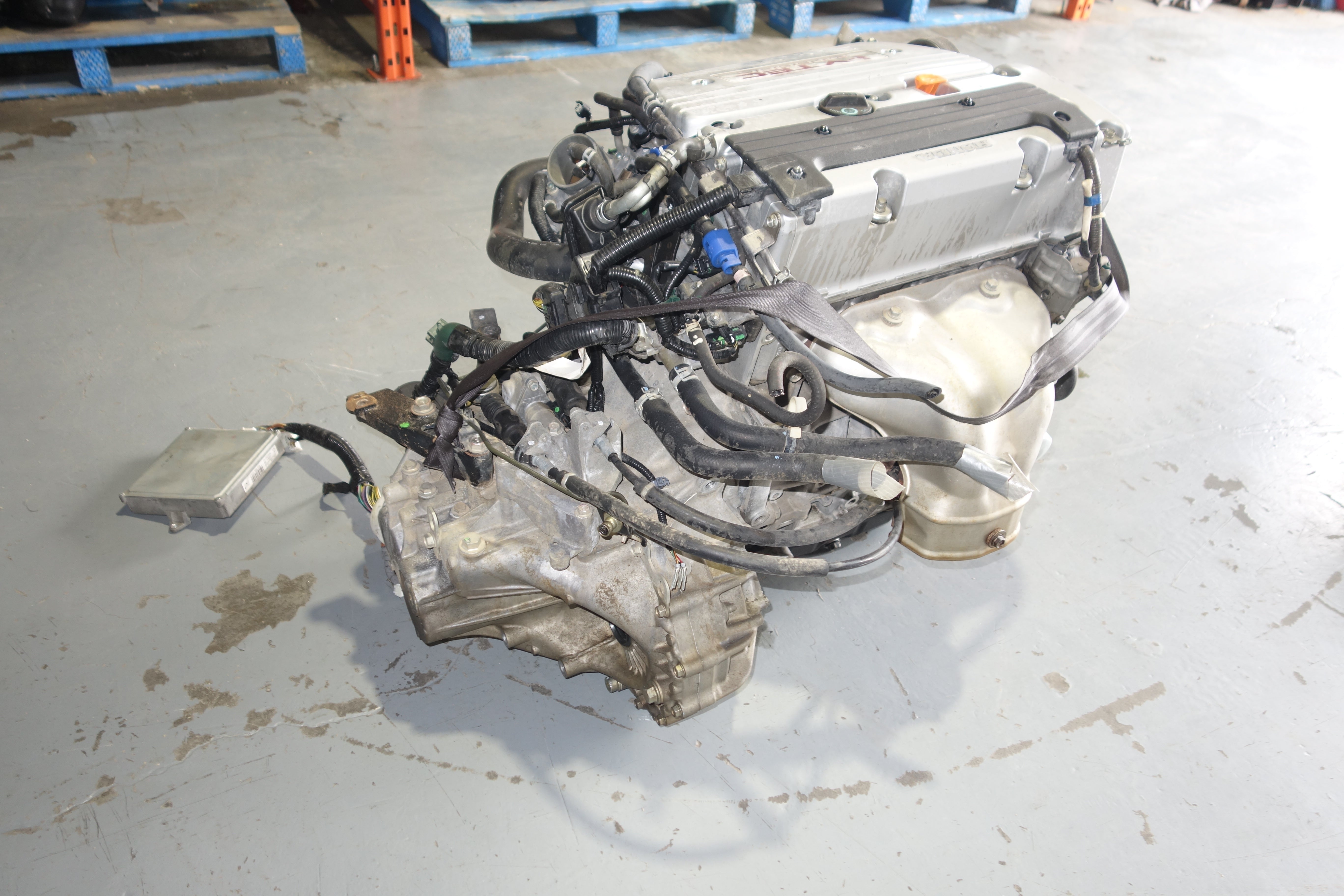 JDM Honda K24A3 K24A 2.4L DOHC i-VTEC Engine & 6-Speed Manual Transmission W/ Ecu Wiring Harness