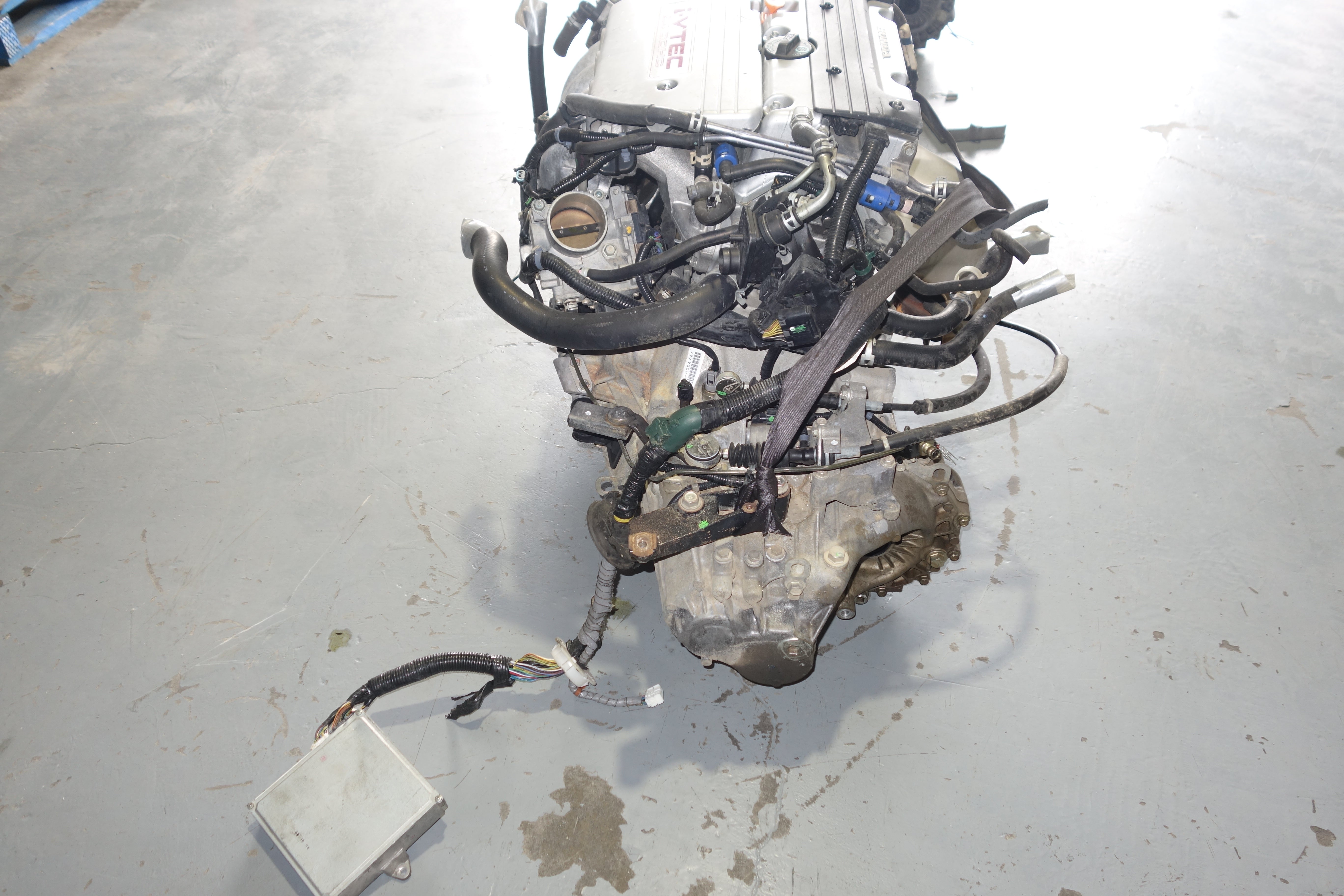 JDM Honda K24A3 K24A 2.4L DOHC i-VTEC Engine & 6-Speed Manual Transmission W/ Ecu Wiring Harness
