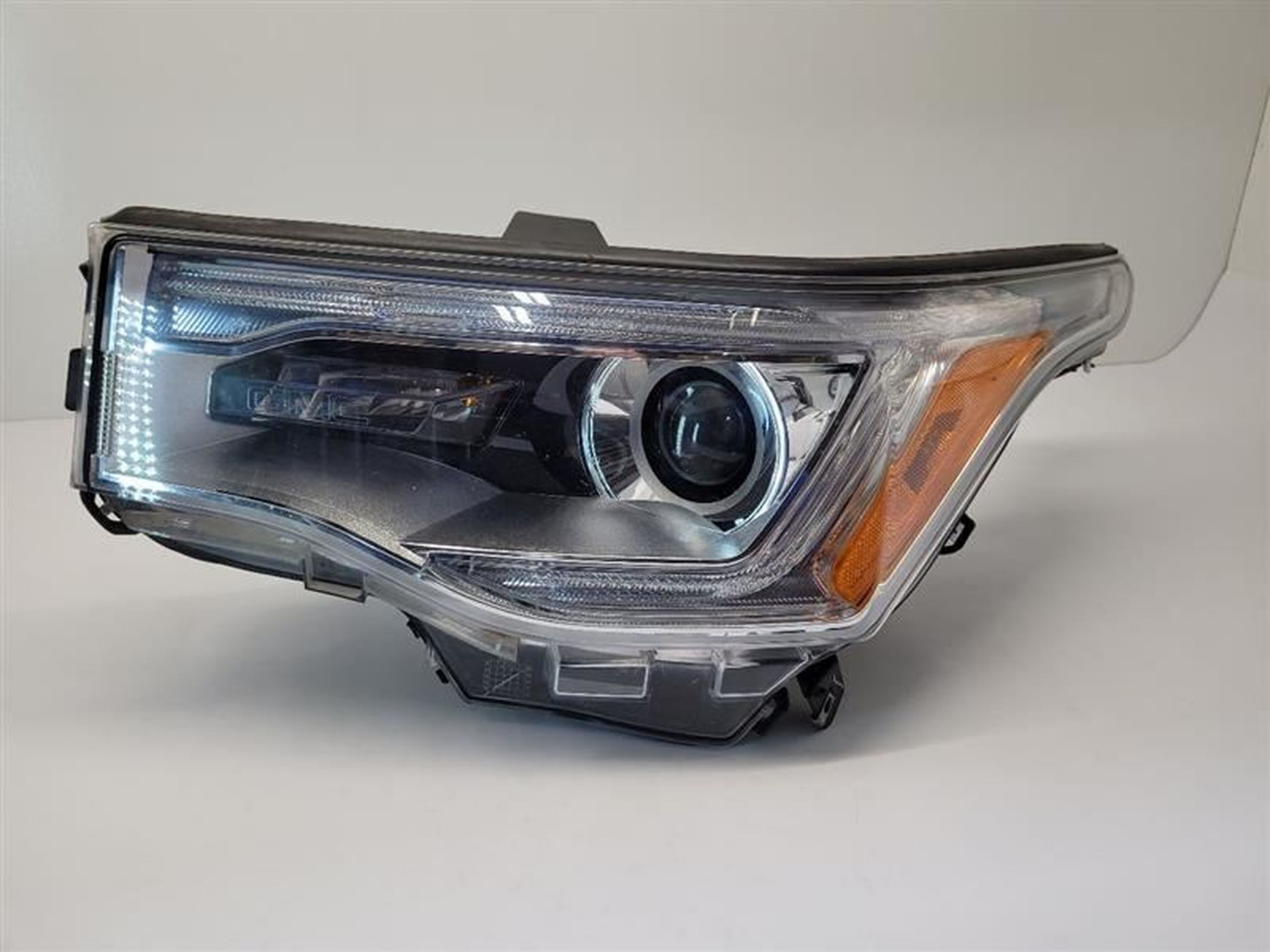 GM2502446H gmc acadia 2017 2019 1