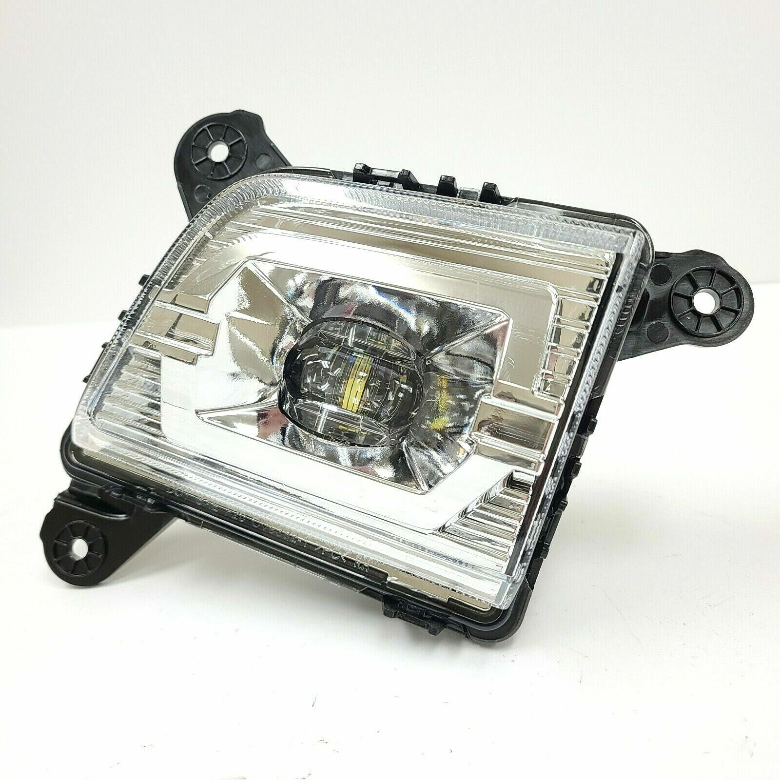 GM2592332C chevrolet silverado pickup 2019 2025 1