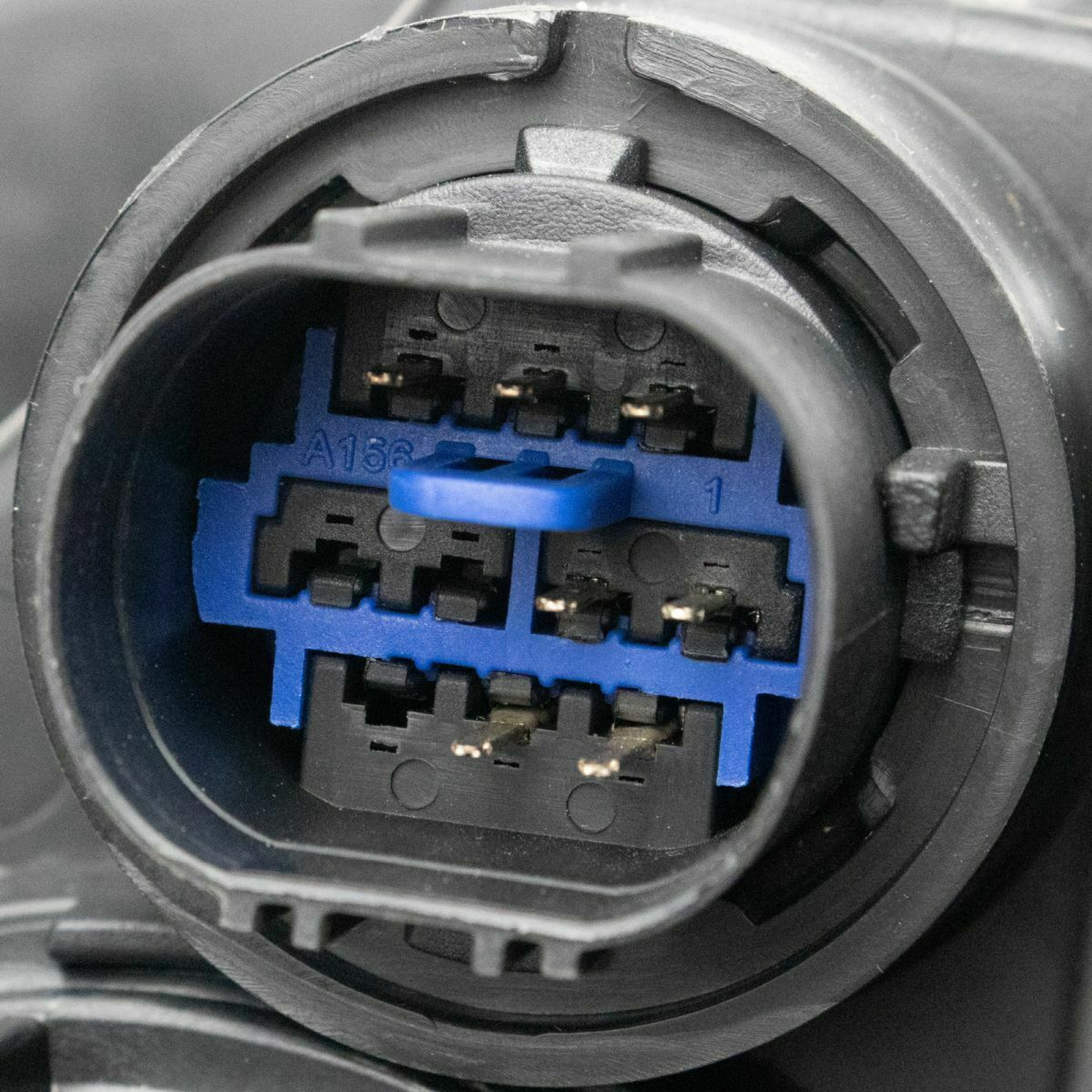 HY2502206V hyundai elantra 2017 2018 5